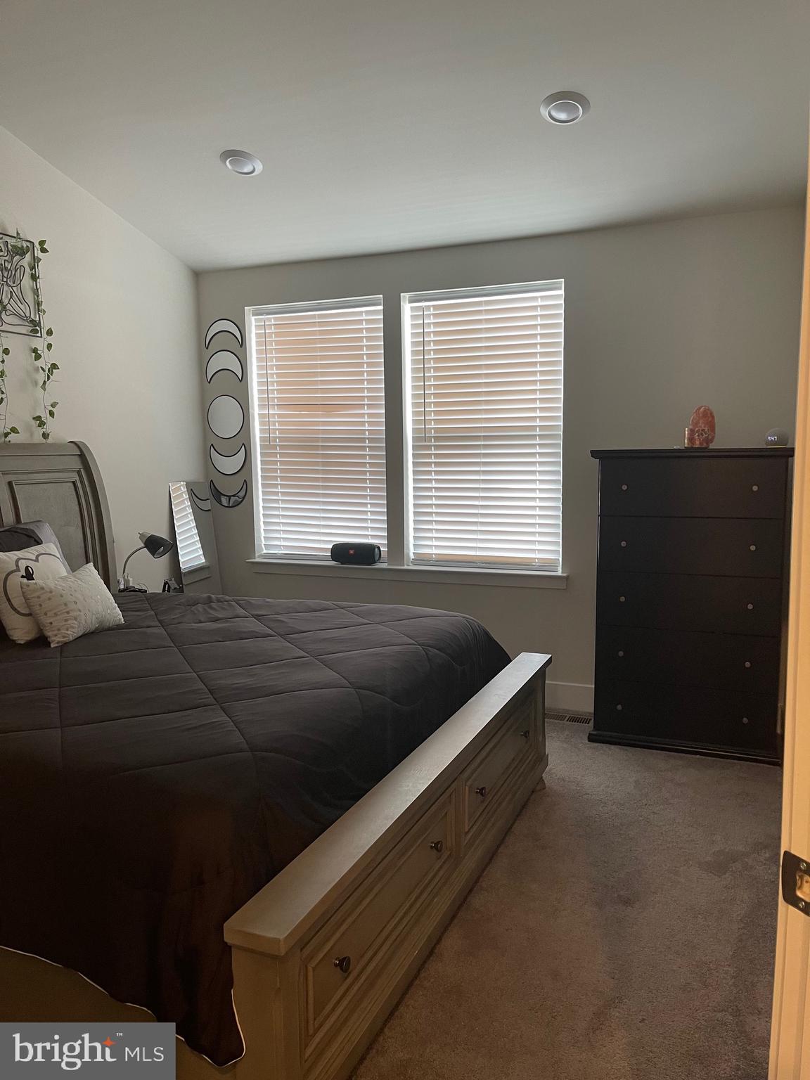 GLENEAGLES AT ST CHARLES - Residential Lease