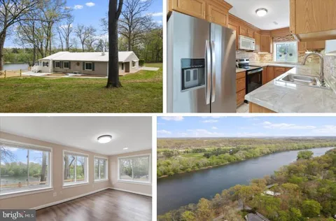 112 Riverview Drive, Falling Waters, WV MLS: WVBE2039366
