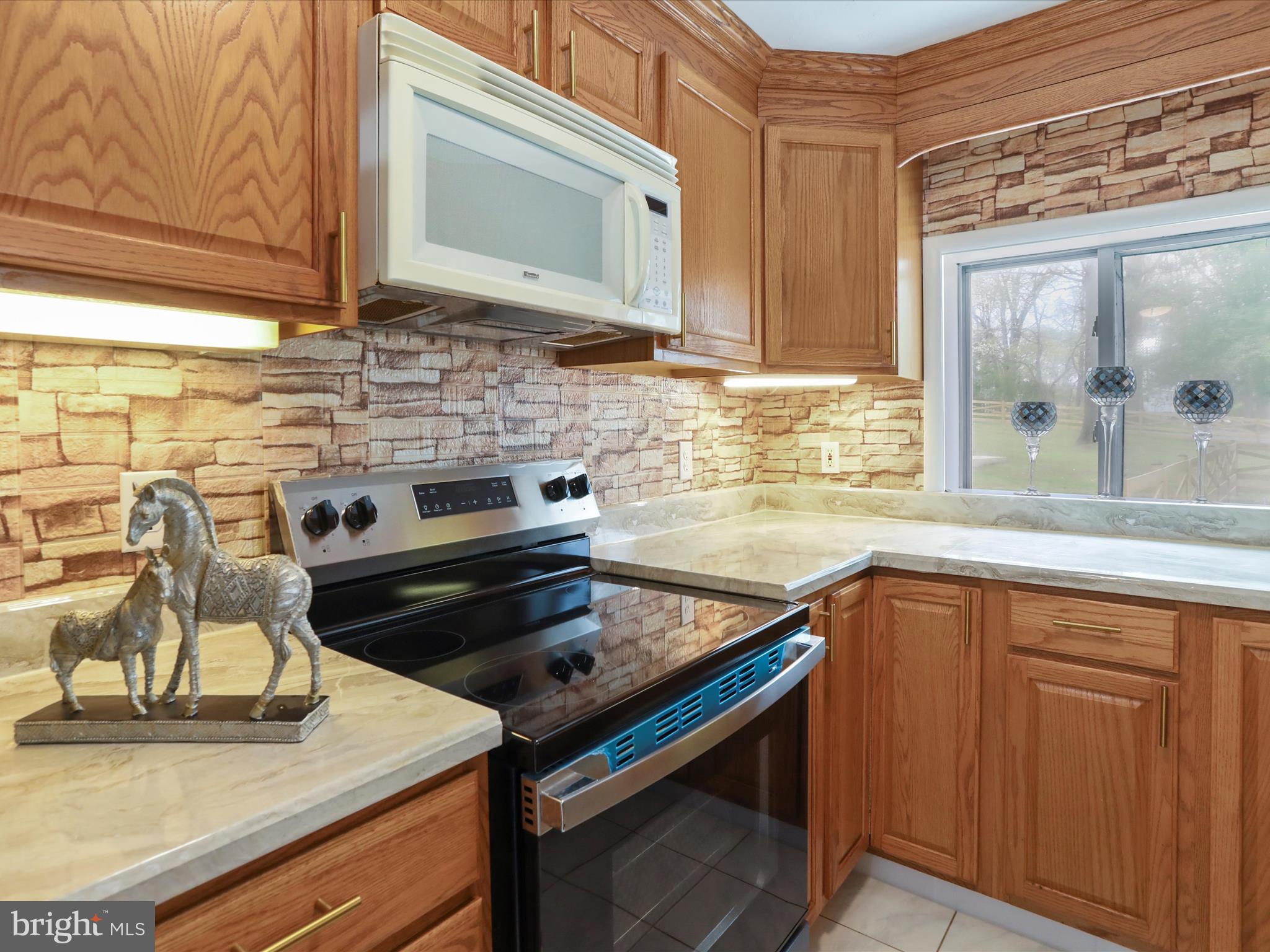 POTOMAC PARK ESTATES - Residential