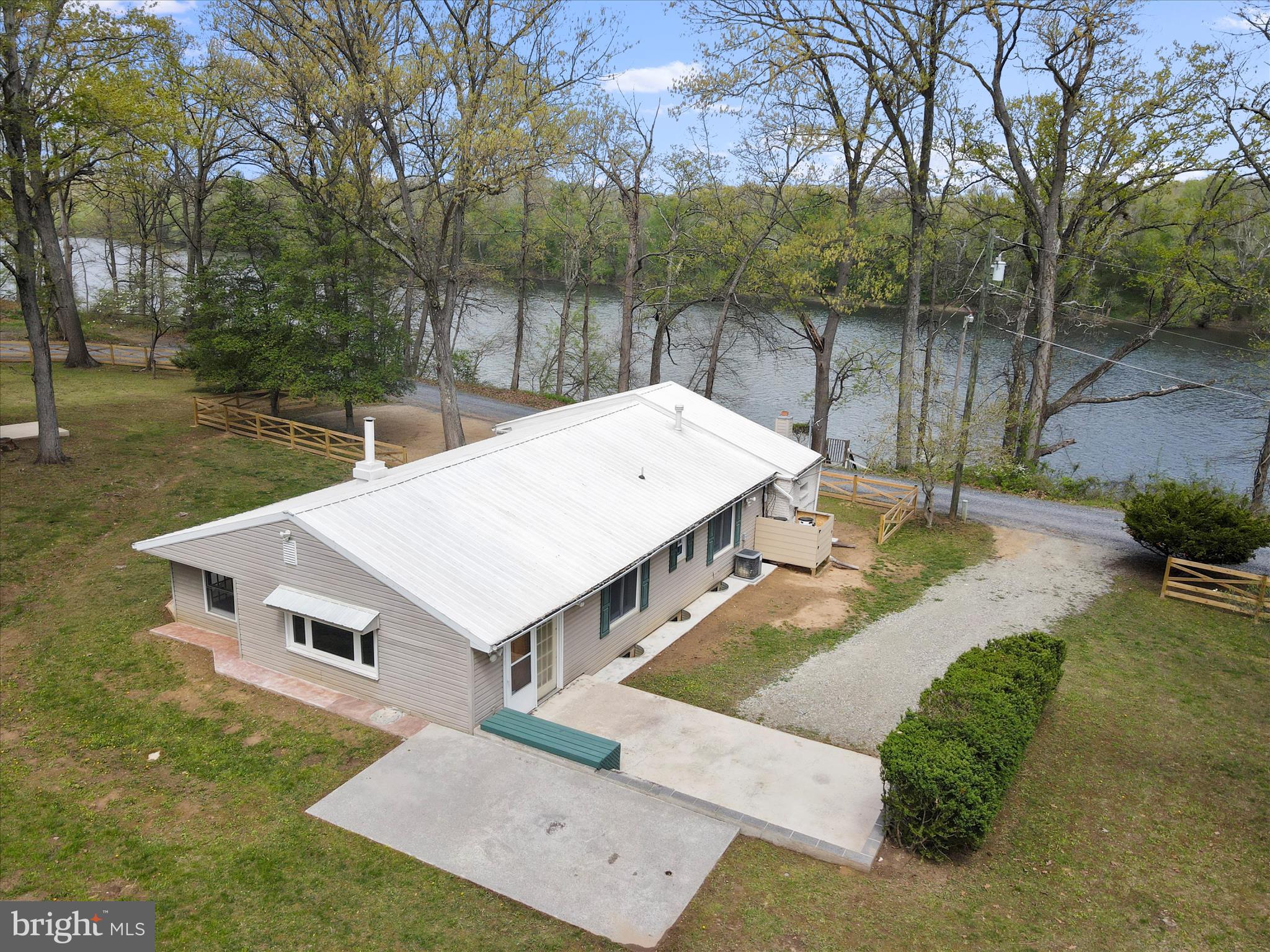 POTOMAC PARK ESTATES - Residential