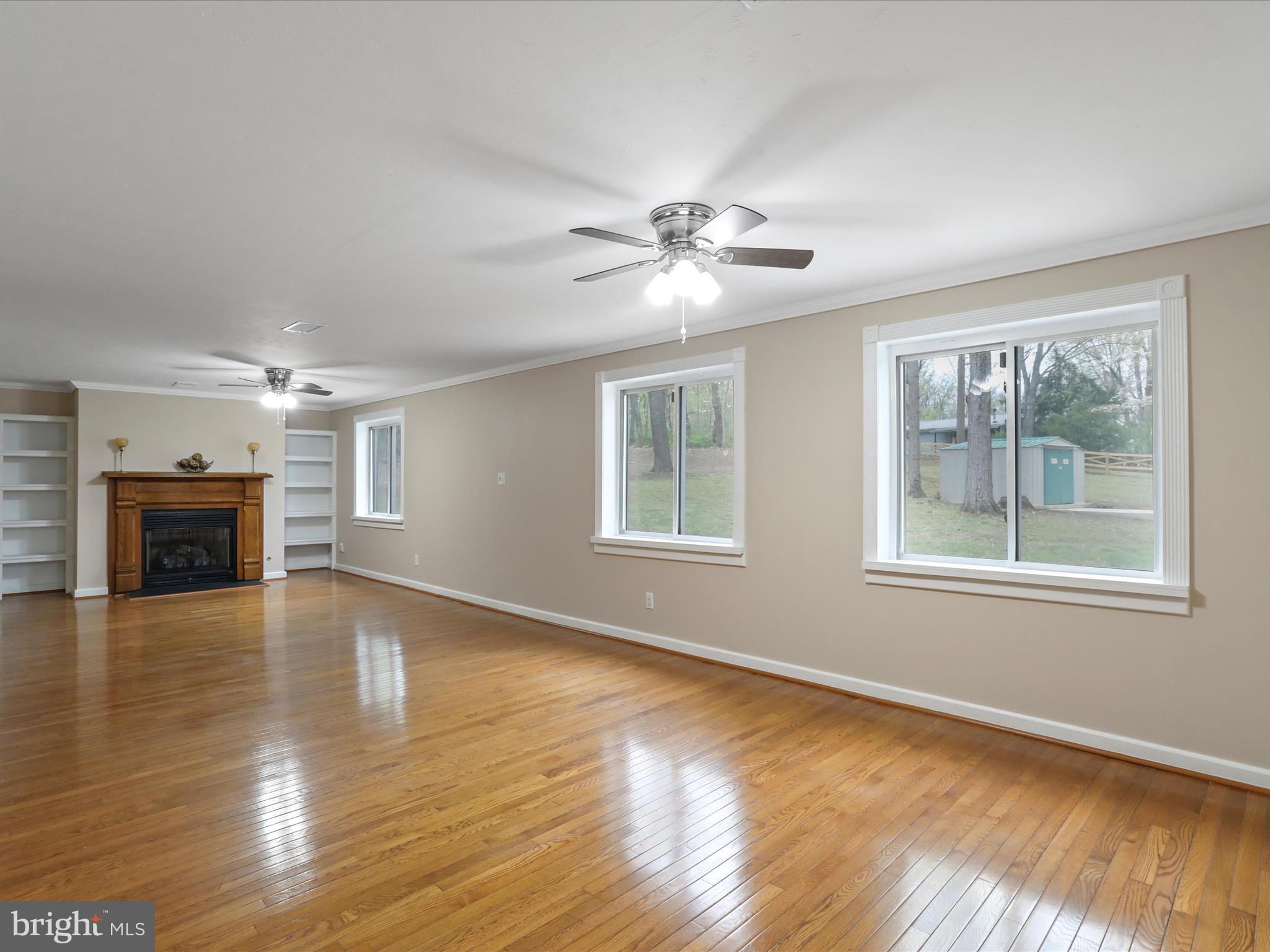 POTOMAC PARK ESTATES - Residential