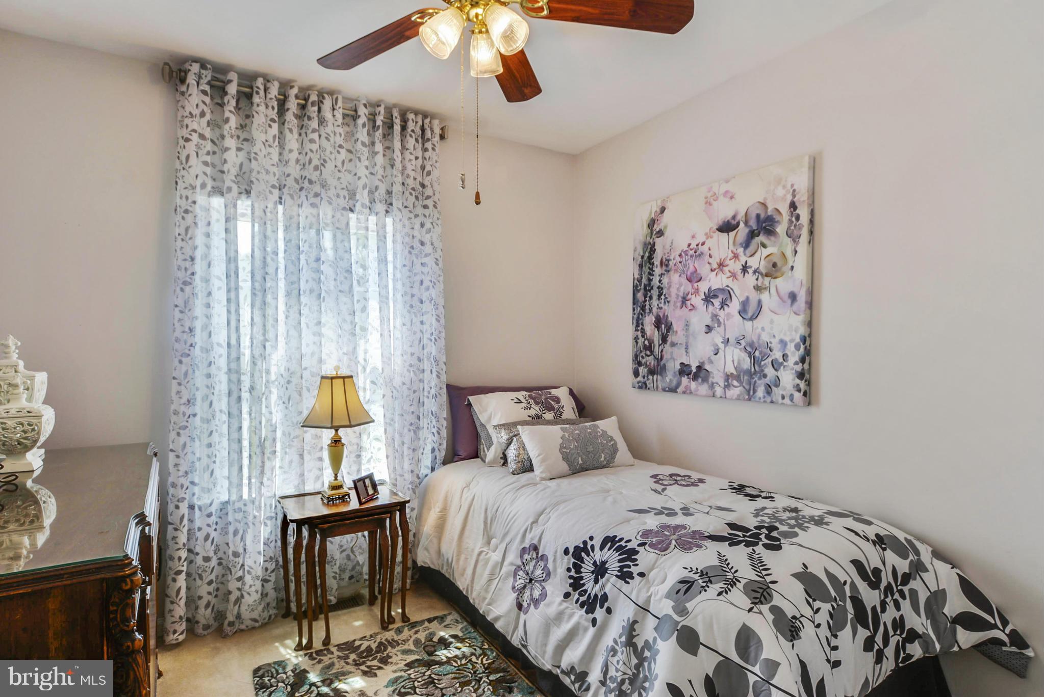 STONEHENGE - Residential