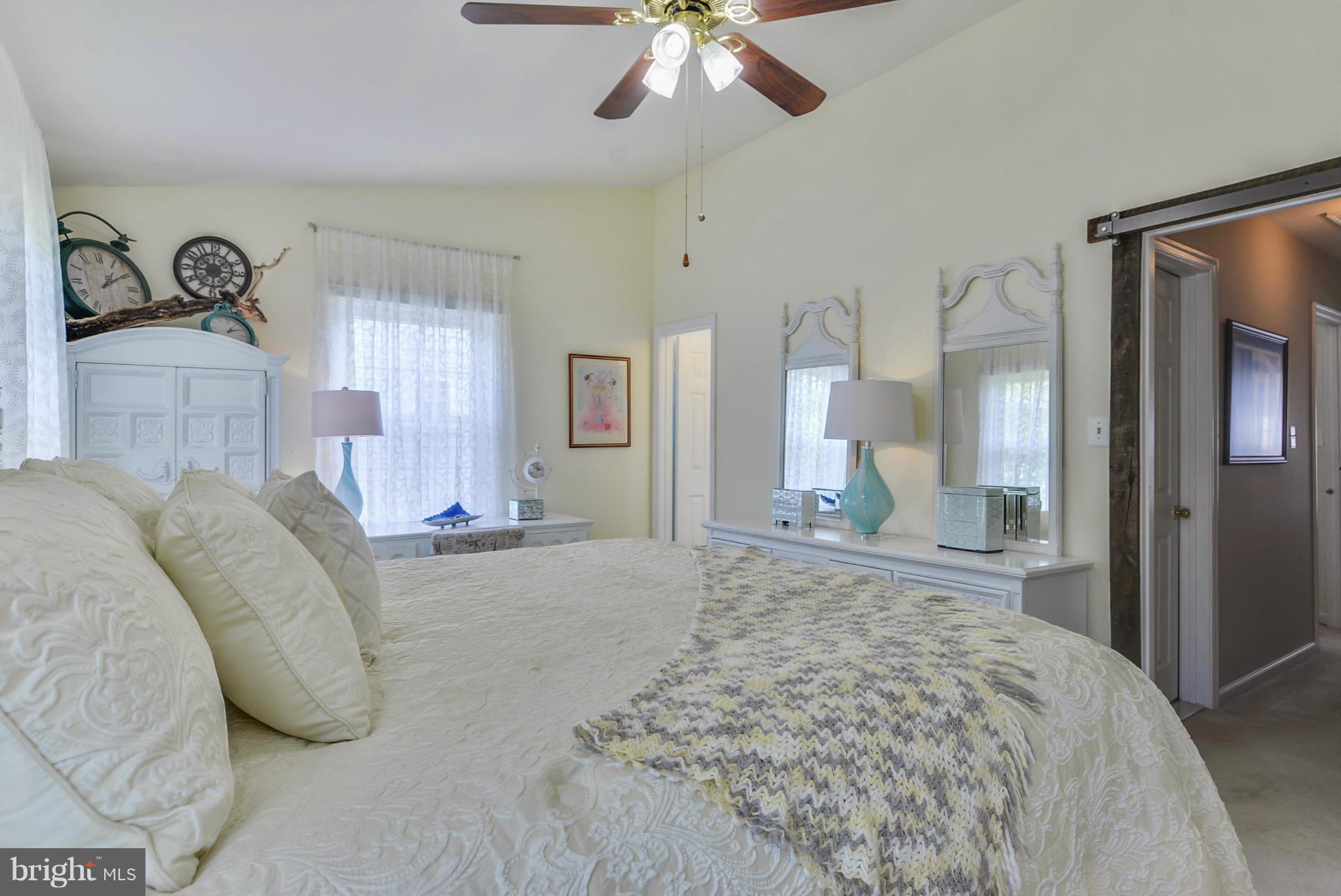 STONEHENGE - Residential