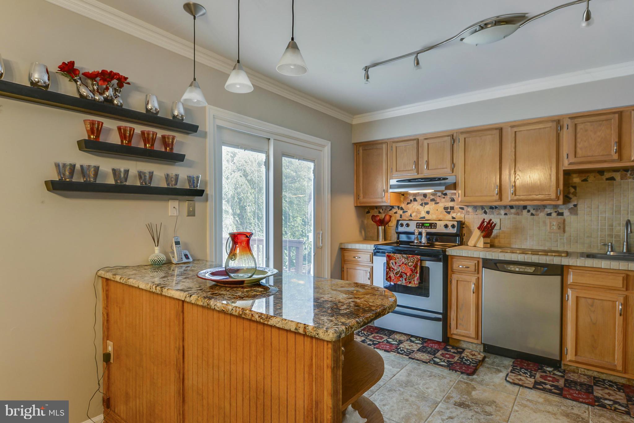 STONEHENGE - Residential