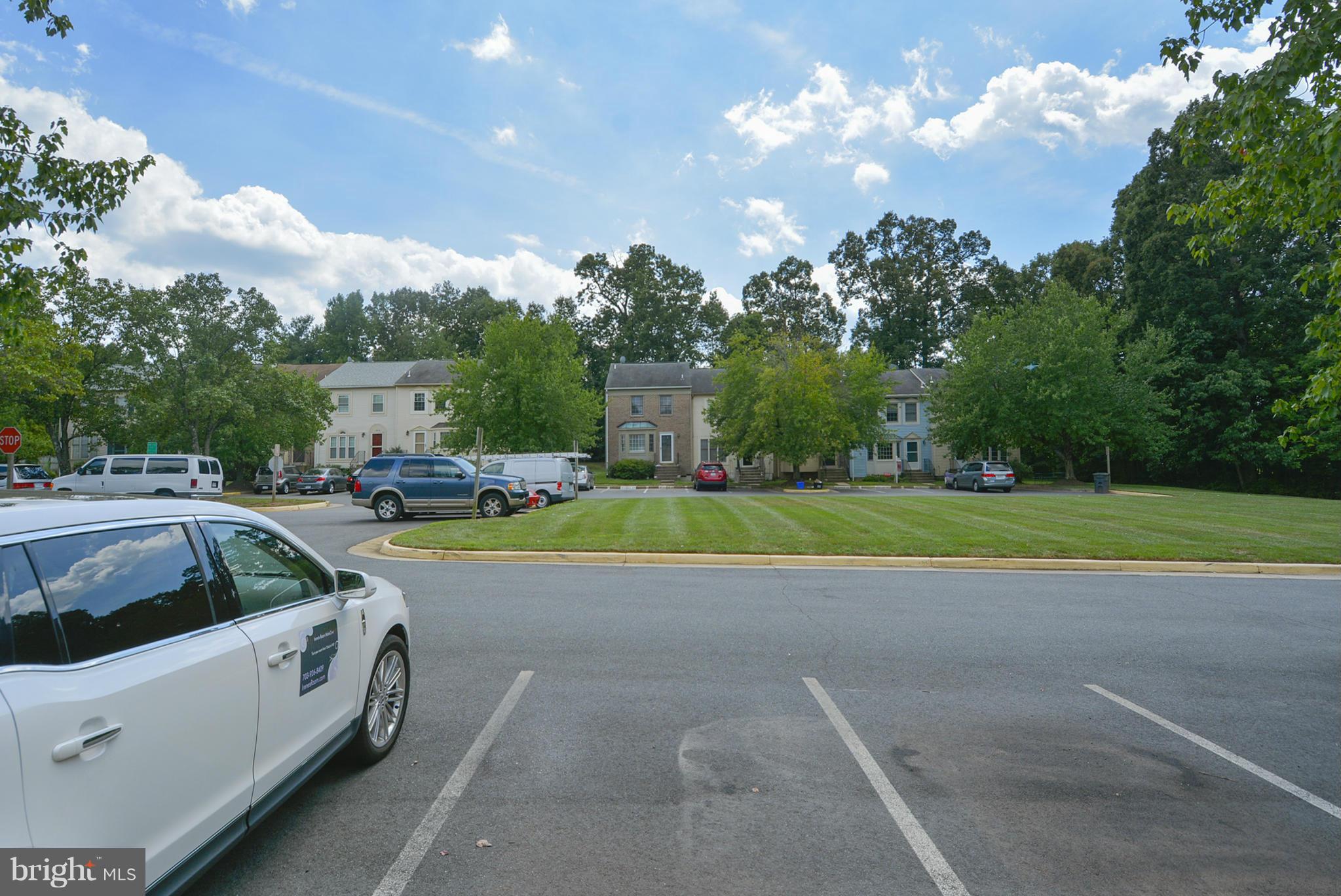STONEHENGE - Residential
