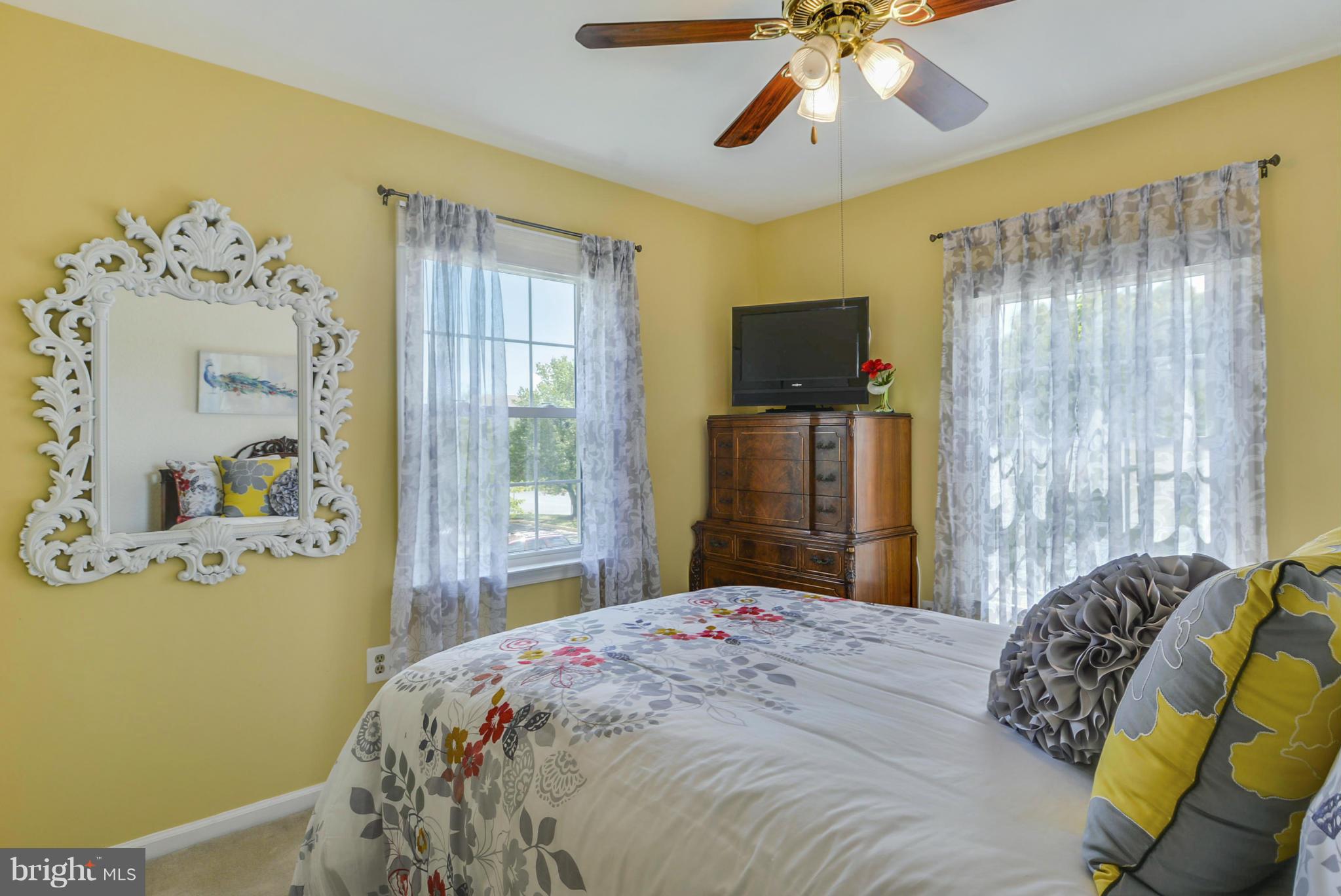 STONEHENGE - Residential