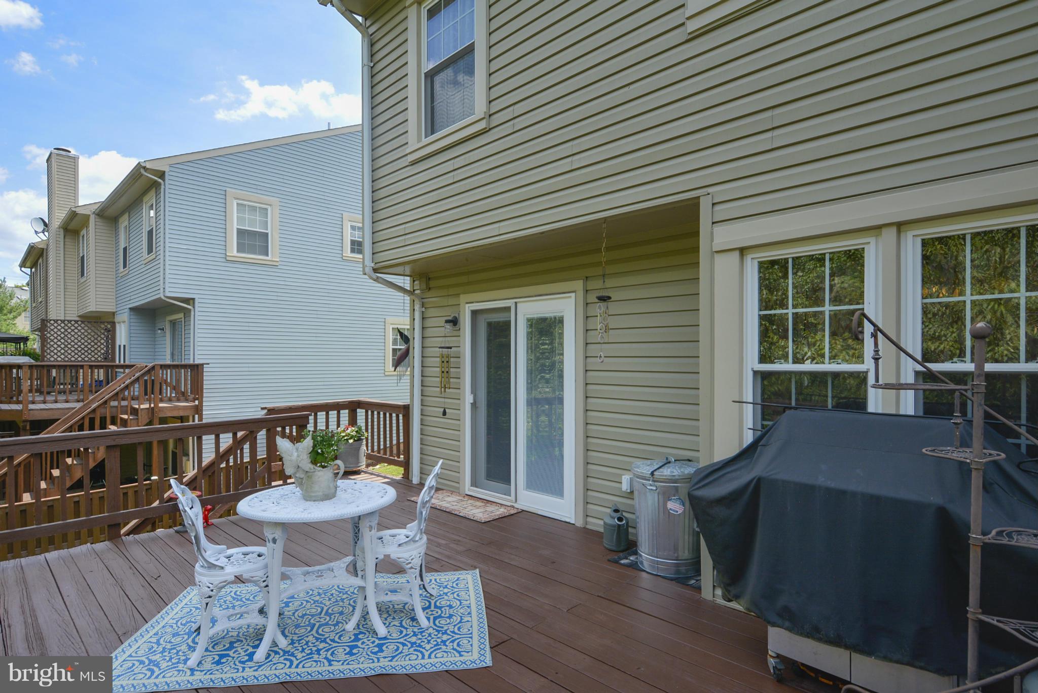 STONEHENGE - Residential