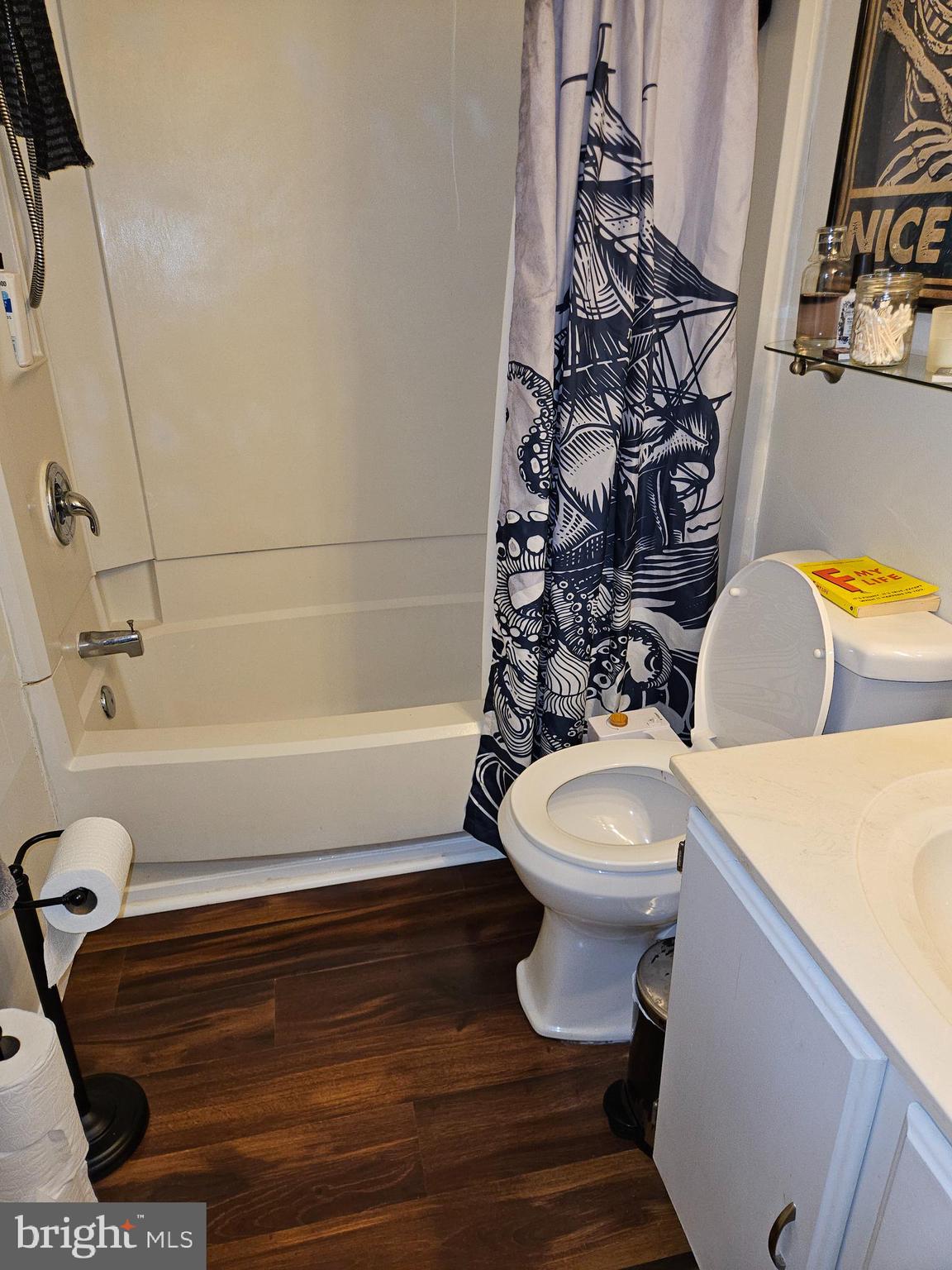 GEORGIAN HAMLET - Residential