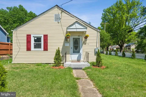 5701 31st Avenue, Hyattsville, MD MLS: MDPG2150262