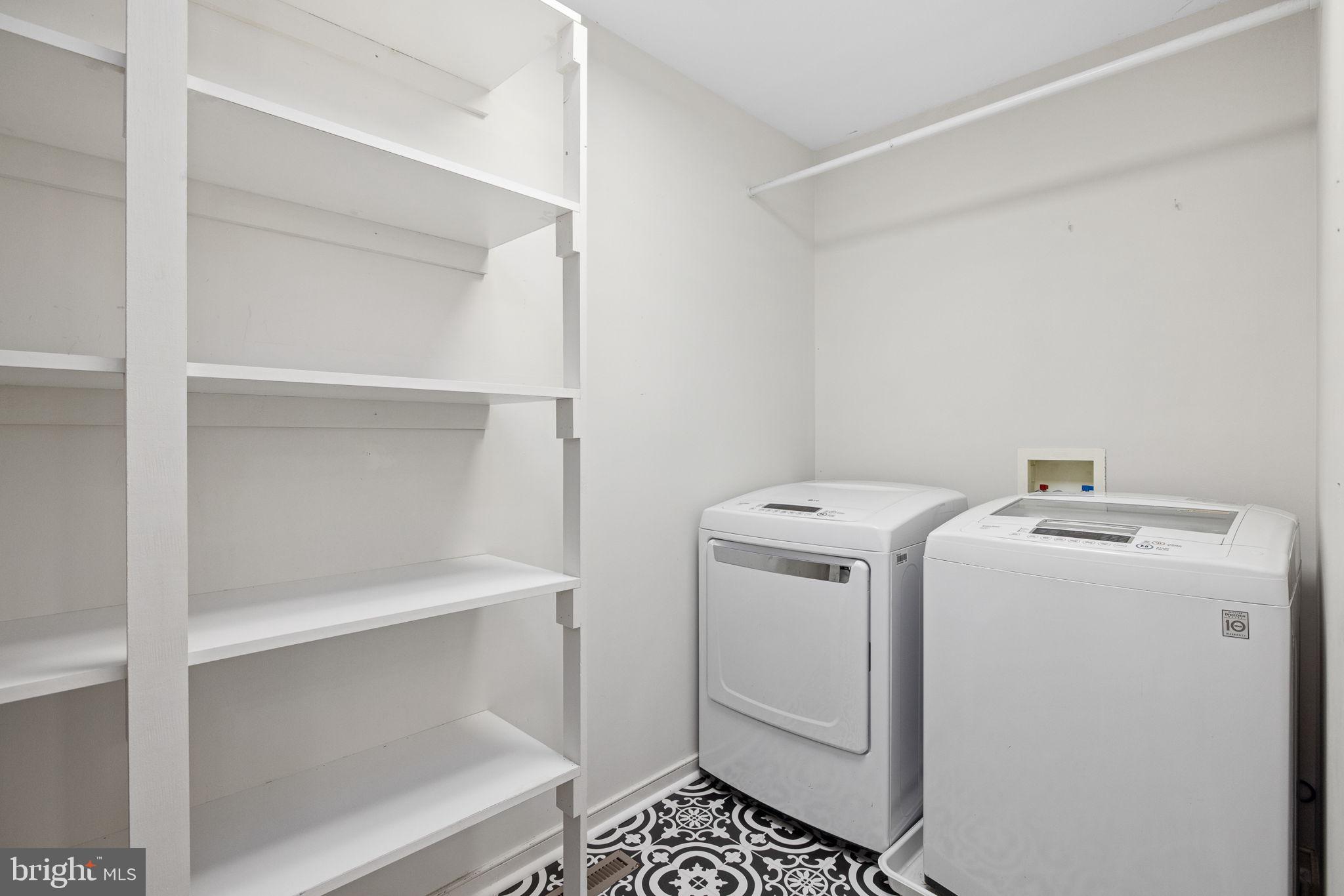 SALEM FIELDS - Residential Lease