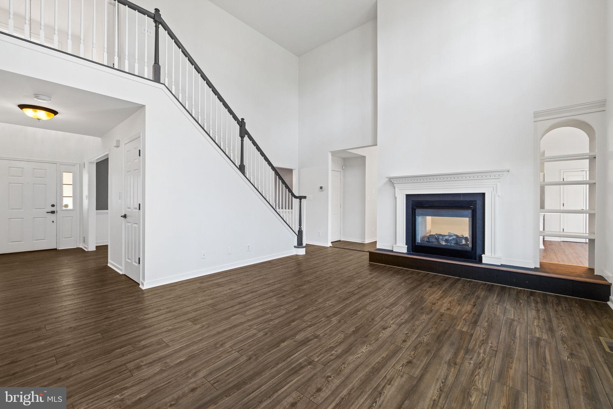 SALEM FIELDS - Residential Lease