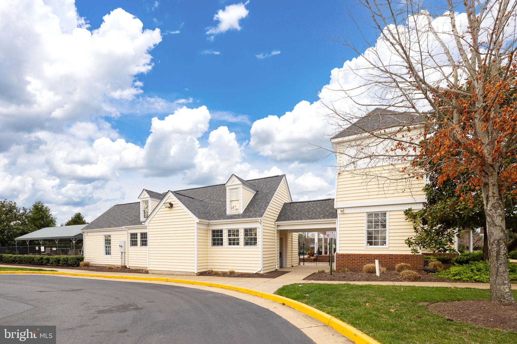 SALEM FIELDS - Residential Lease