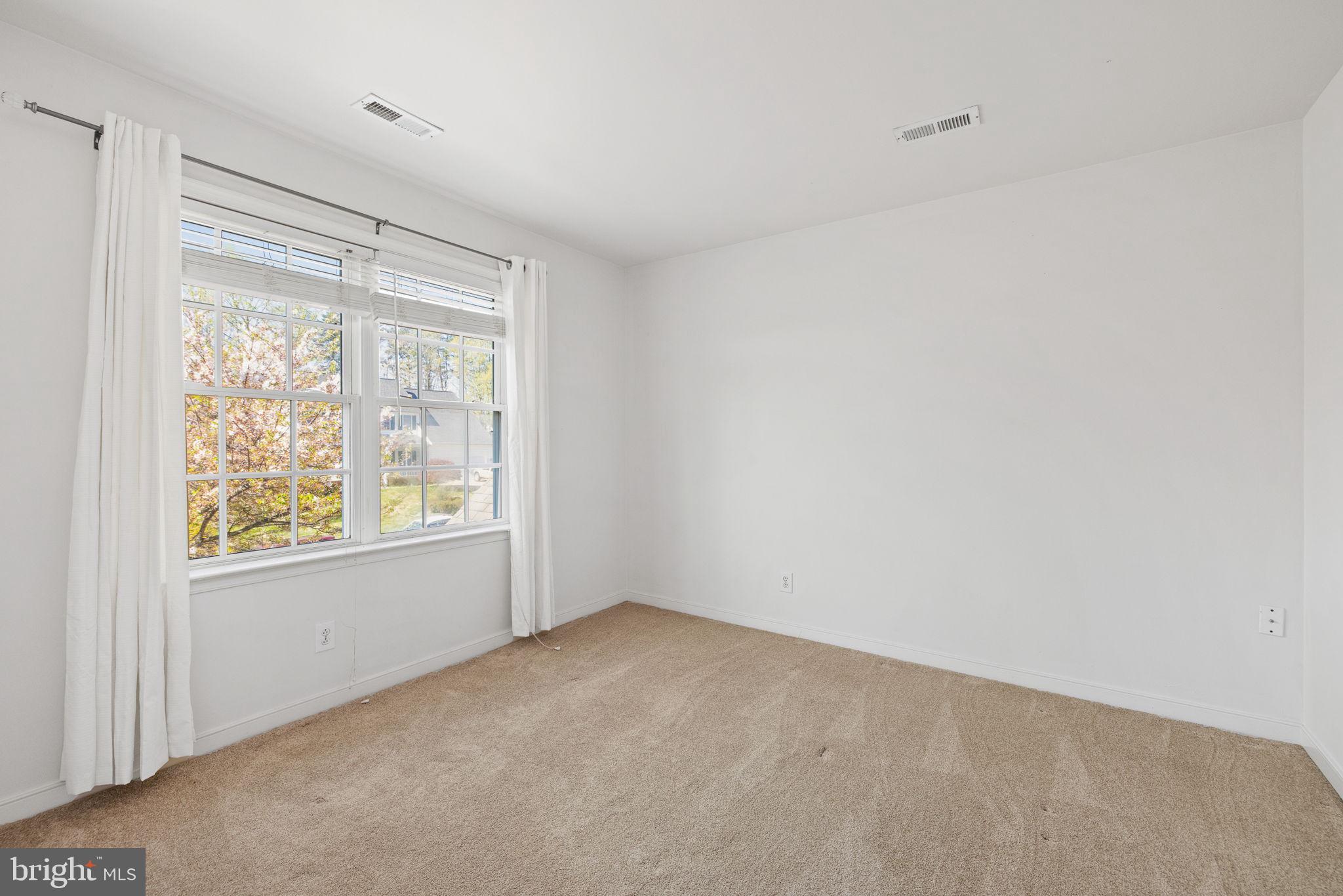 SALEM FIELDS - Residential Lease