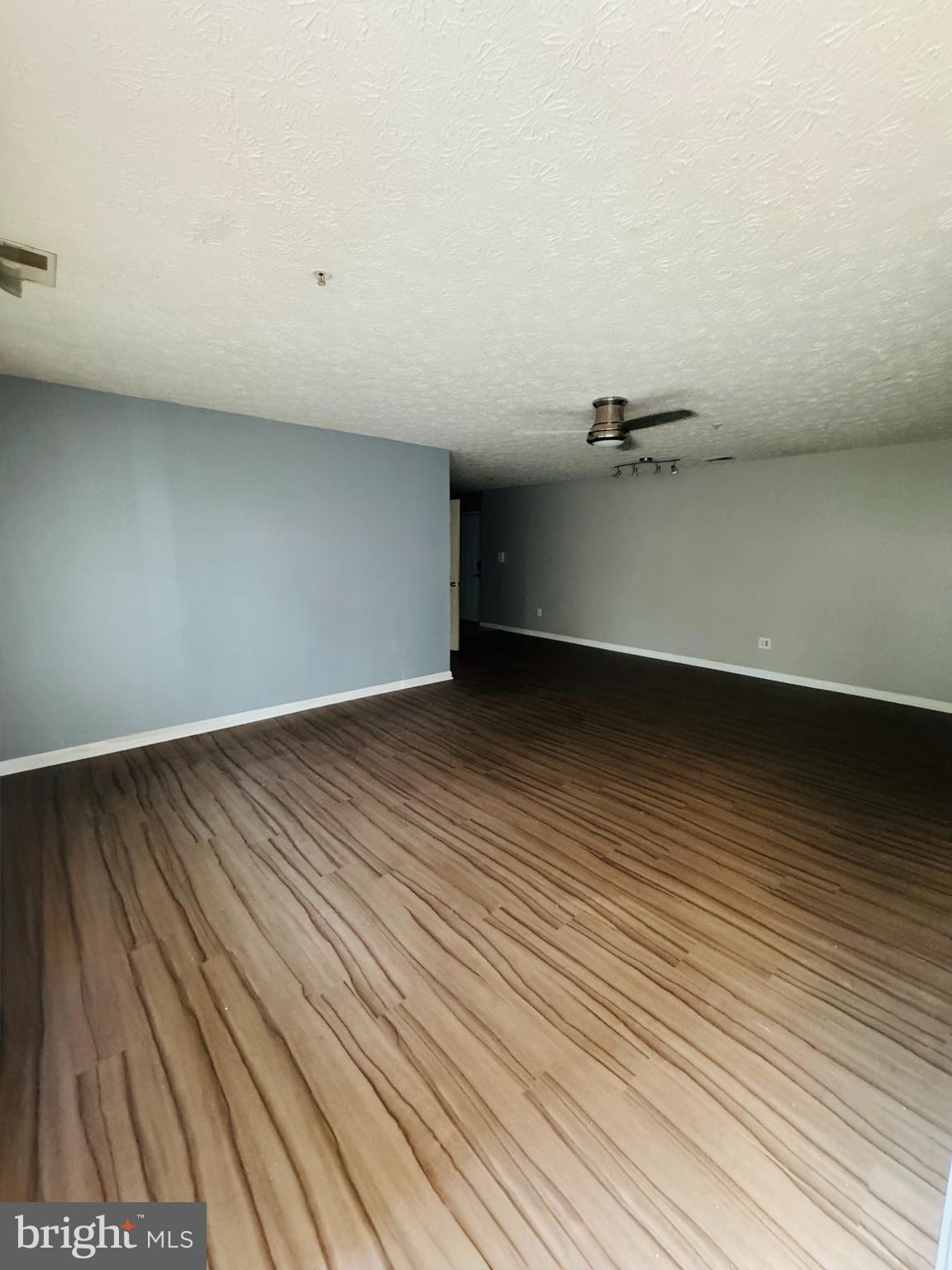 PINEY ORCHARD - Residential Lease