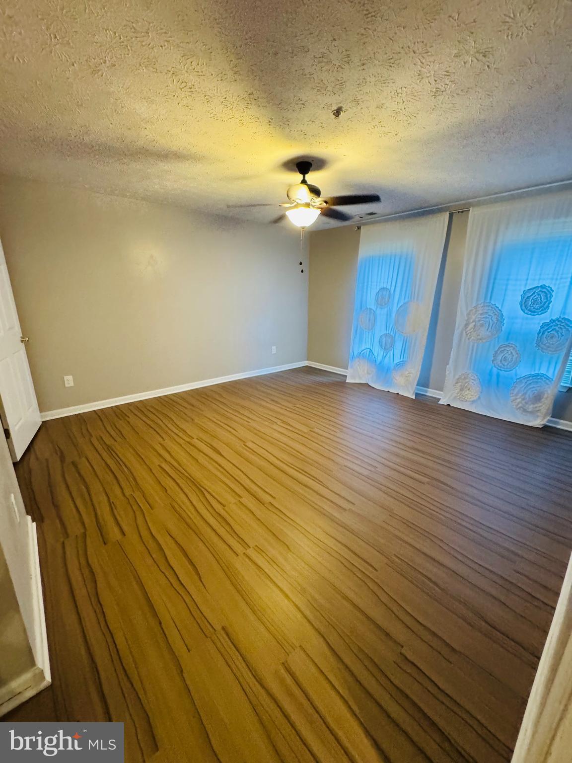 PINEY ORCHARD - Residential Lease