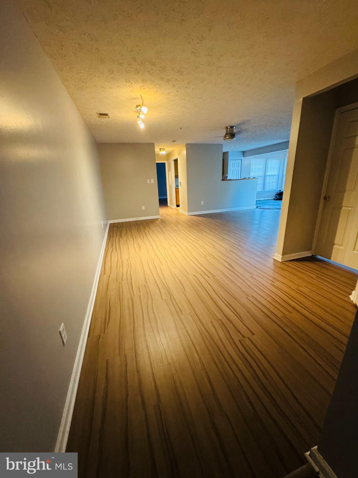 PINEY ORCHARD - Residential Lease