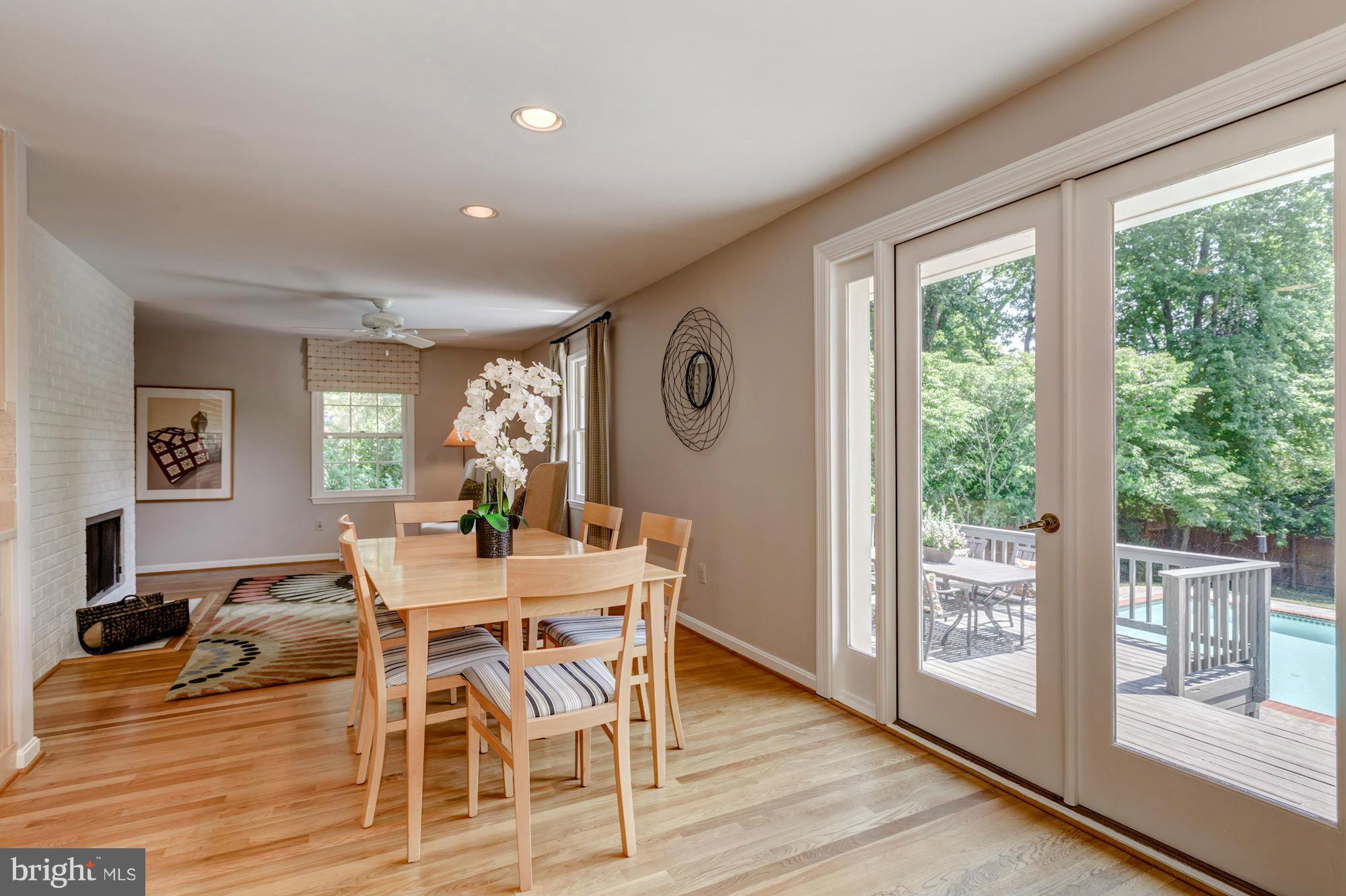 MC LEAN HAMLET - Residential