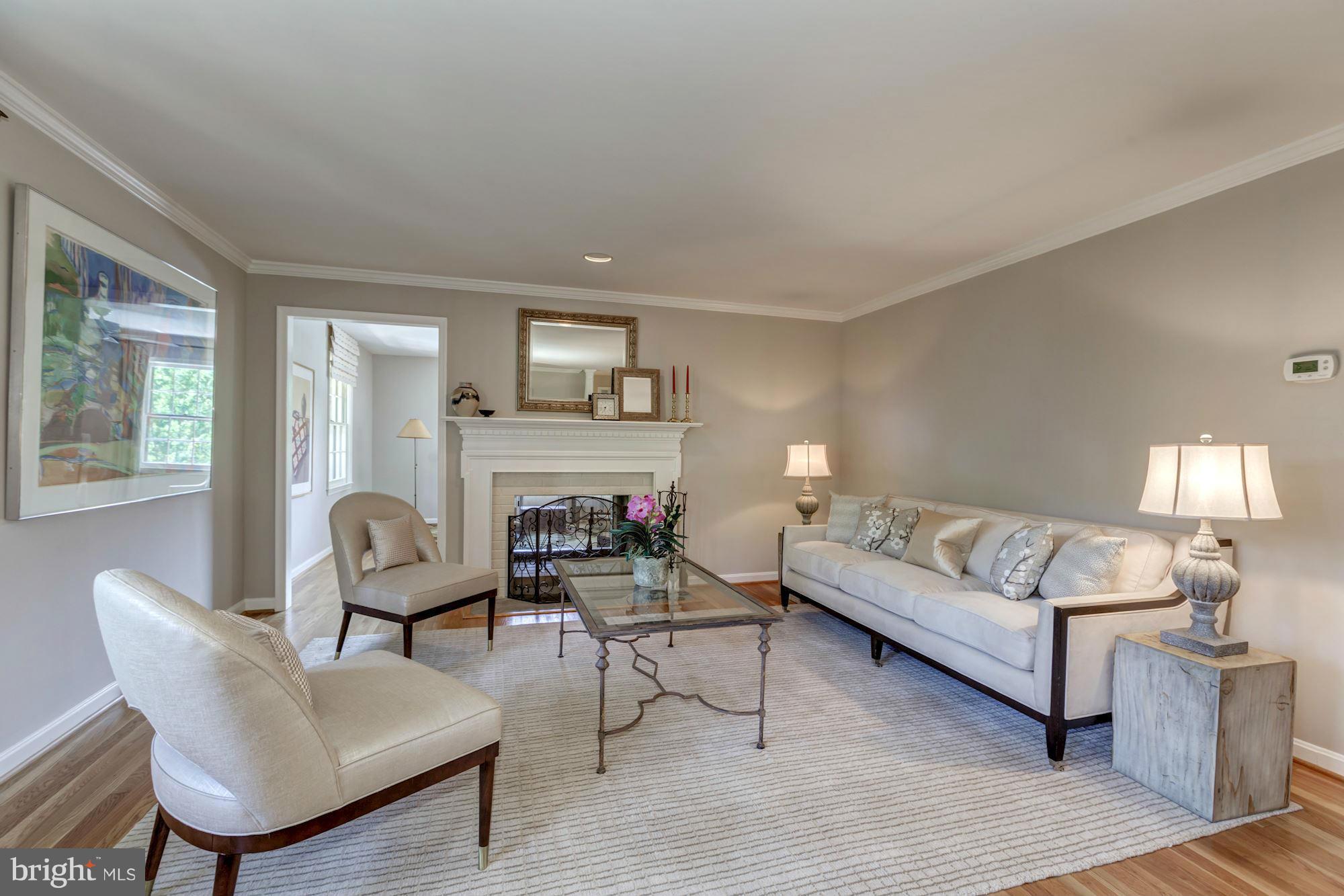 MC LEAN HAMLET - Residential