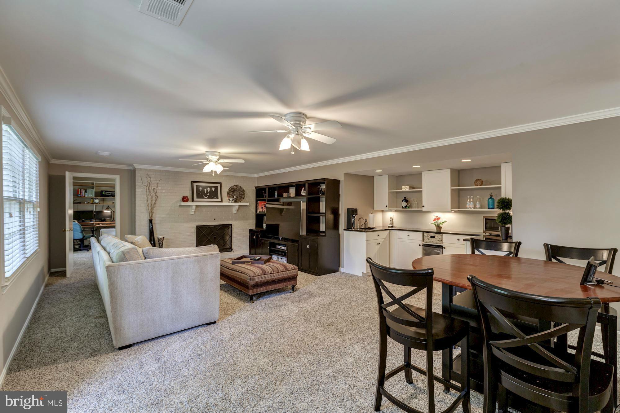 MC LEAN HAMLET - Residential