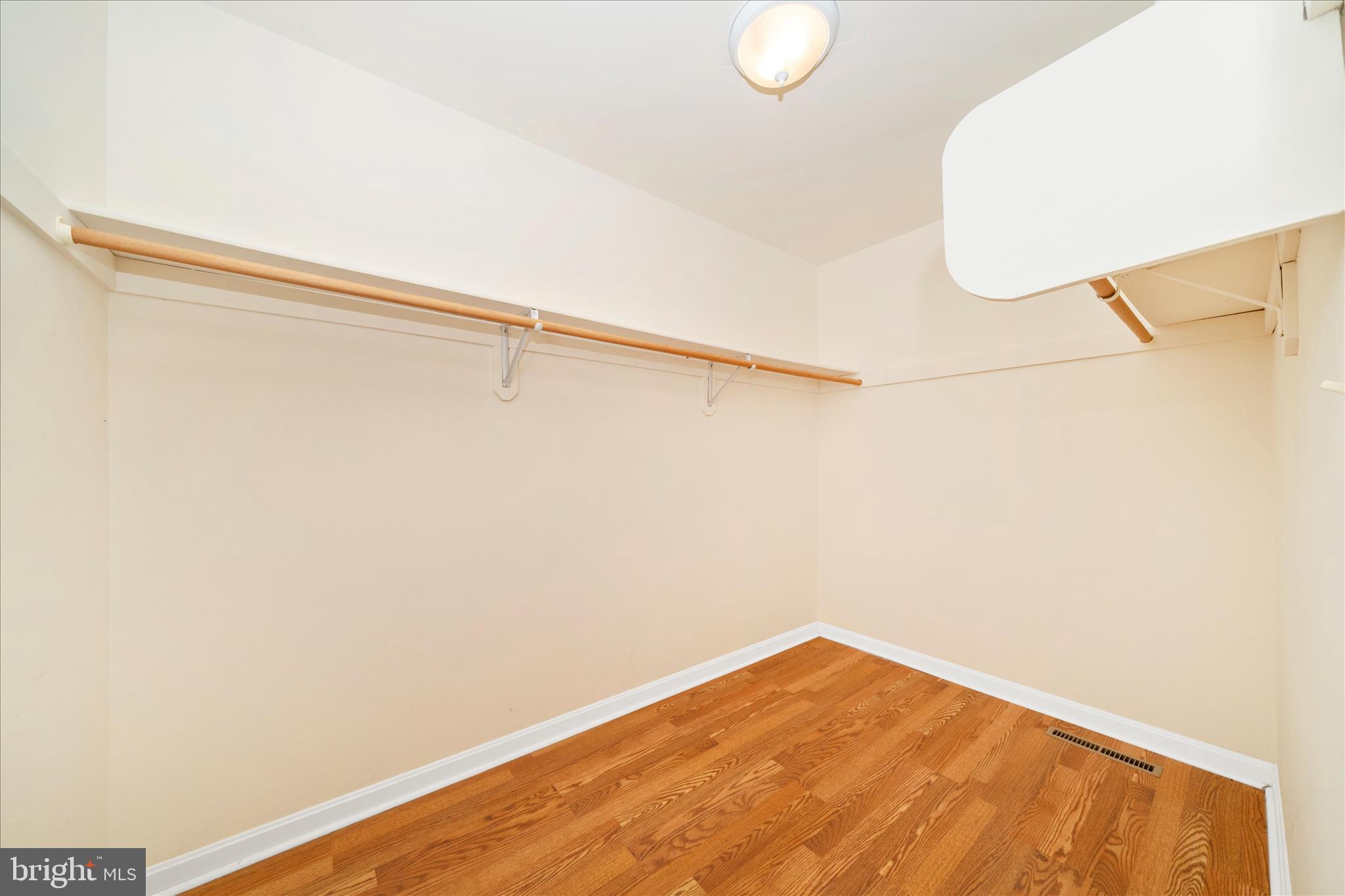 ATANASOFF HILL - Residential