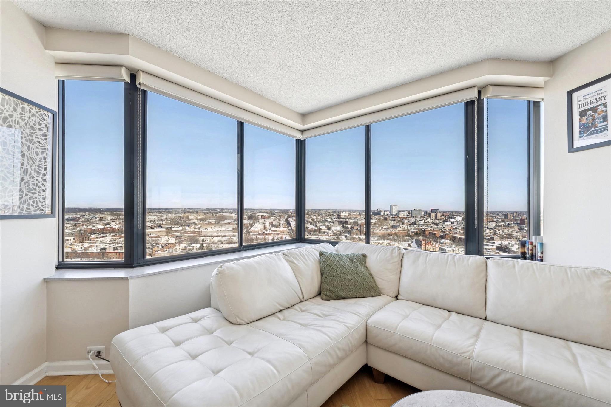 ART MUSEUM AREA - Residential