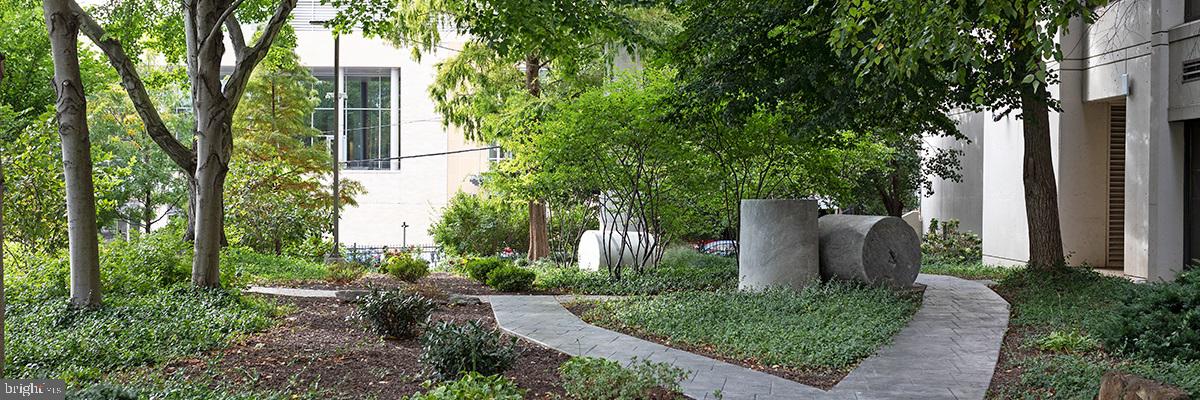 ART MUSEUM AREA - Residential