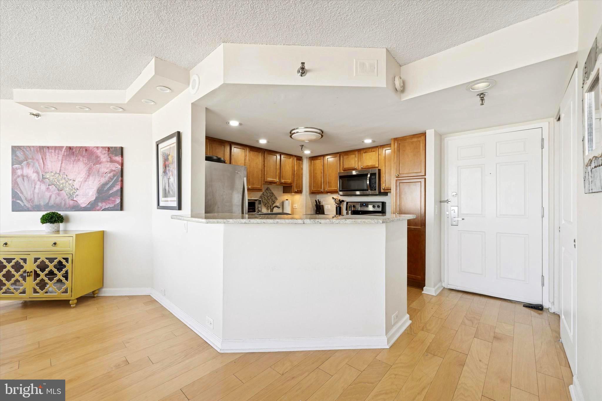 ART MUSEUM AREA - Residential