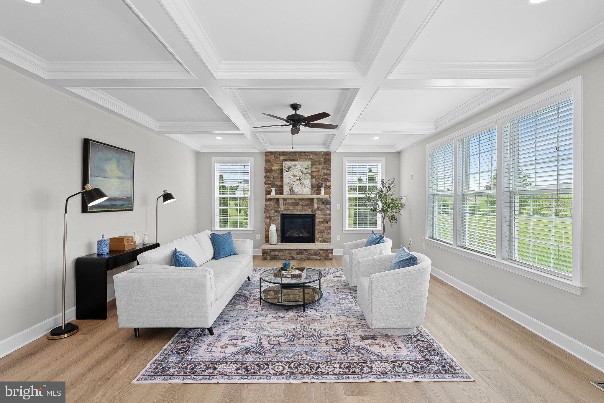 HUNTLEIGH AT CREIGHTON FARMS - Residential