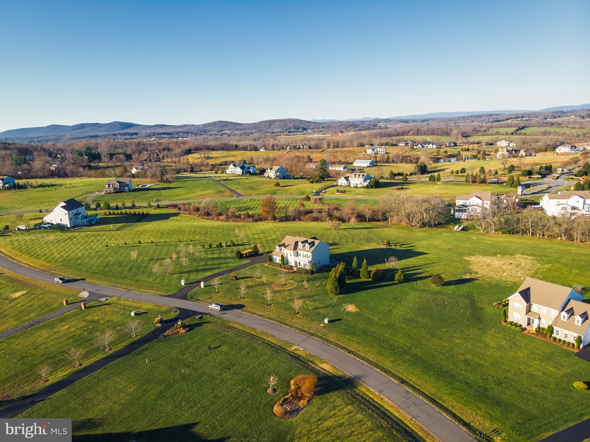 HUNTLEIGH AT CREIGHTON FARMS - Residential