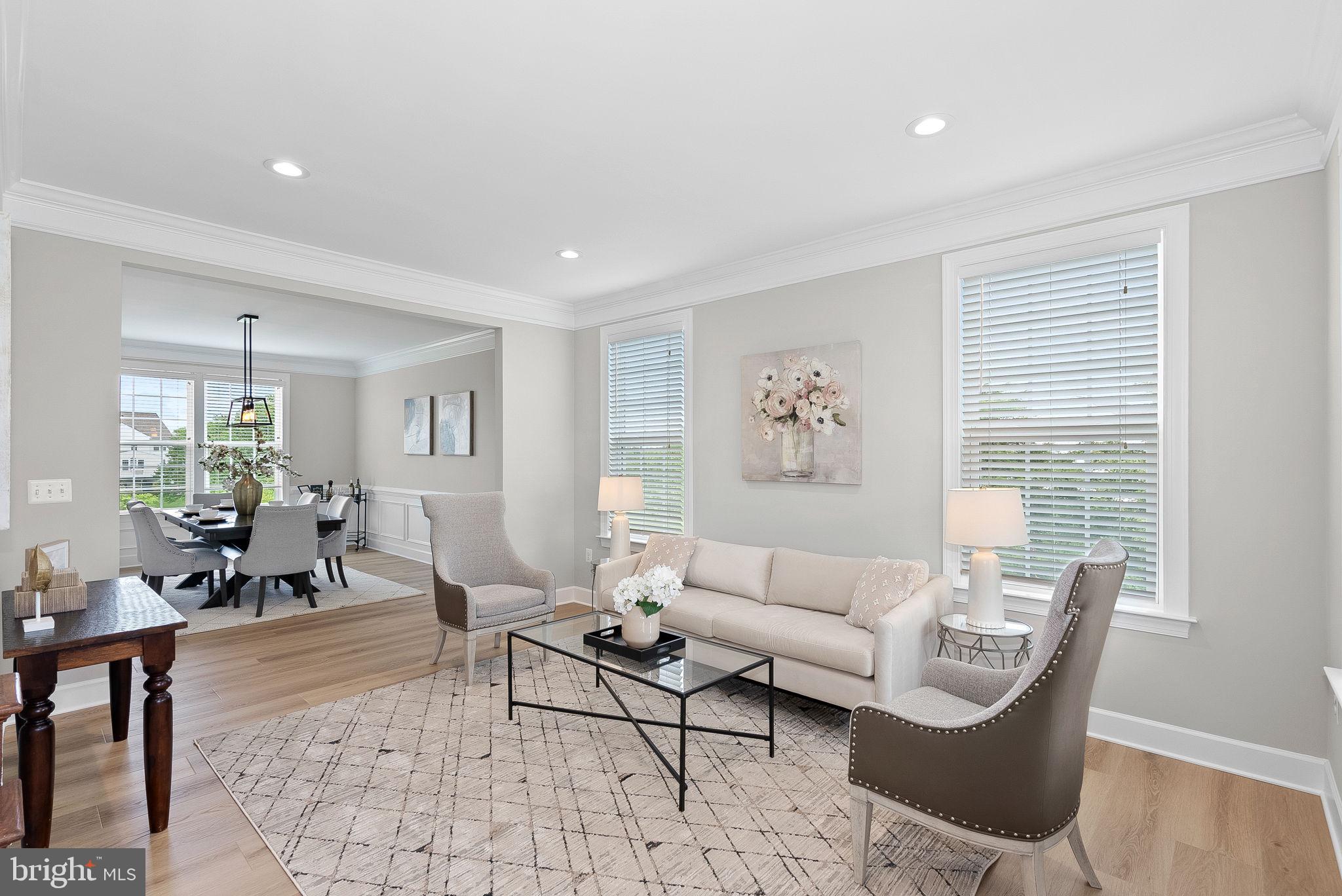 HUNTLEIGH AT CREIGHTON FARMS - Residential