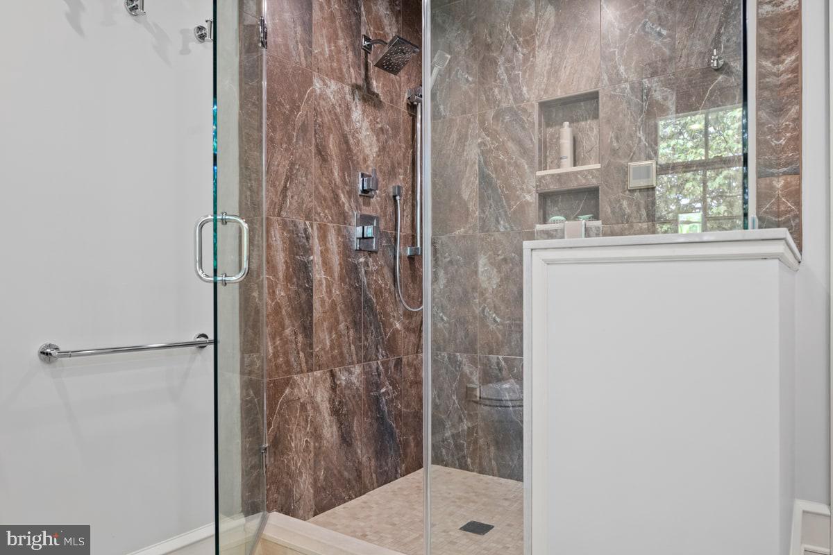 TEVERSALL - Residential
