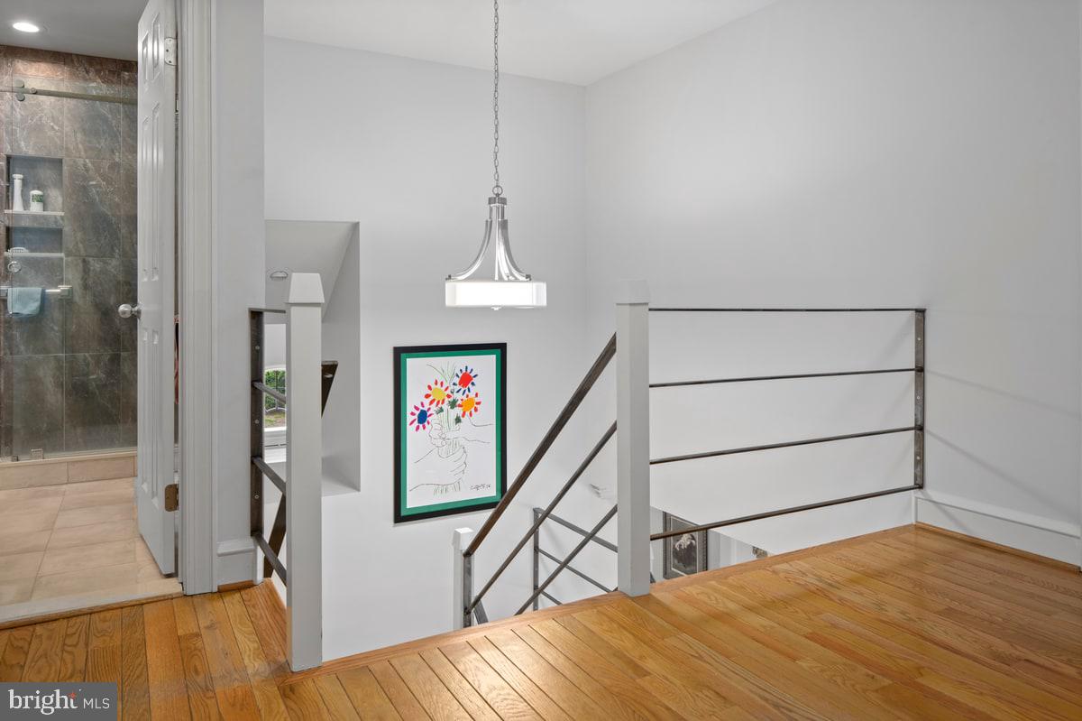 TEVERSALL - Residential