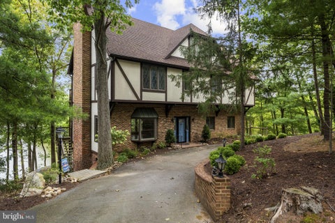 Homes For Sale - 451 Lake Serene Drive<br/> Frederick County, WINCHESTER, VA 22603