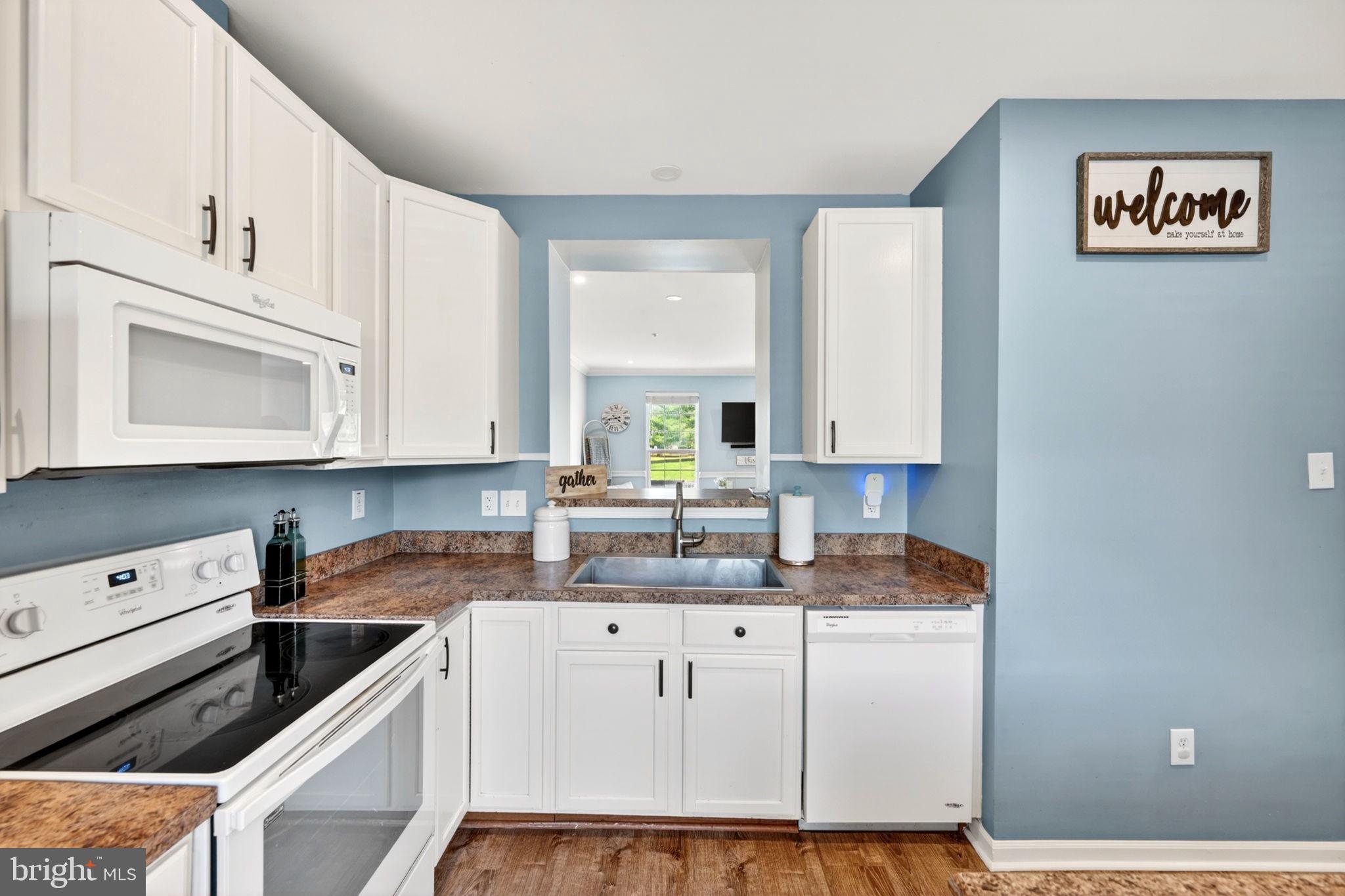 BELLE MANOR - Residential