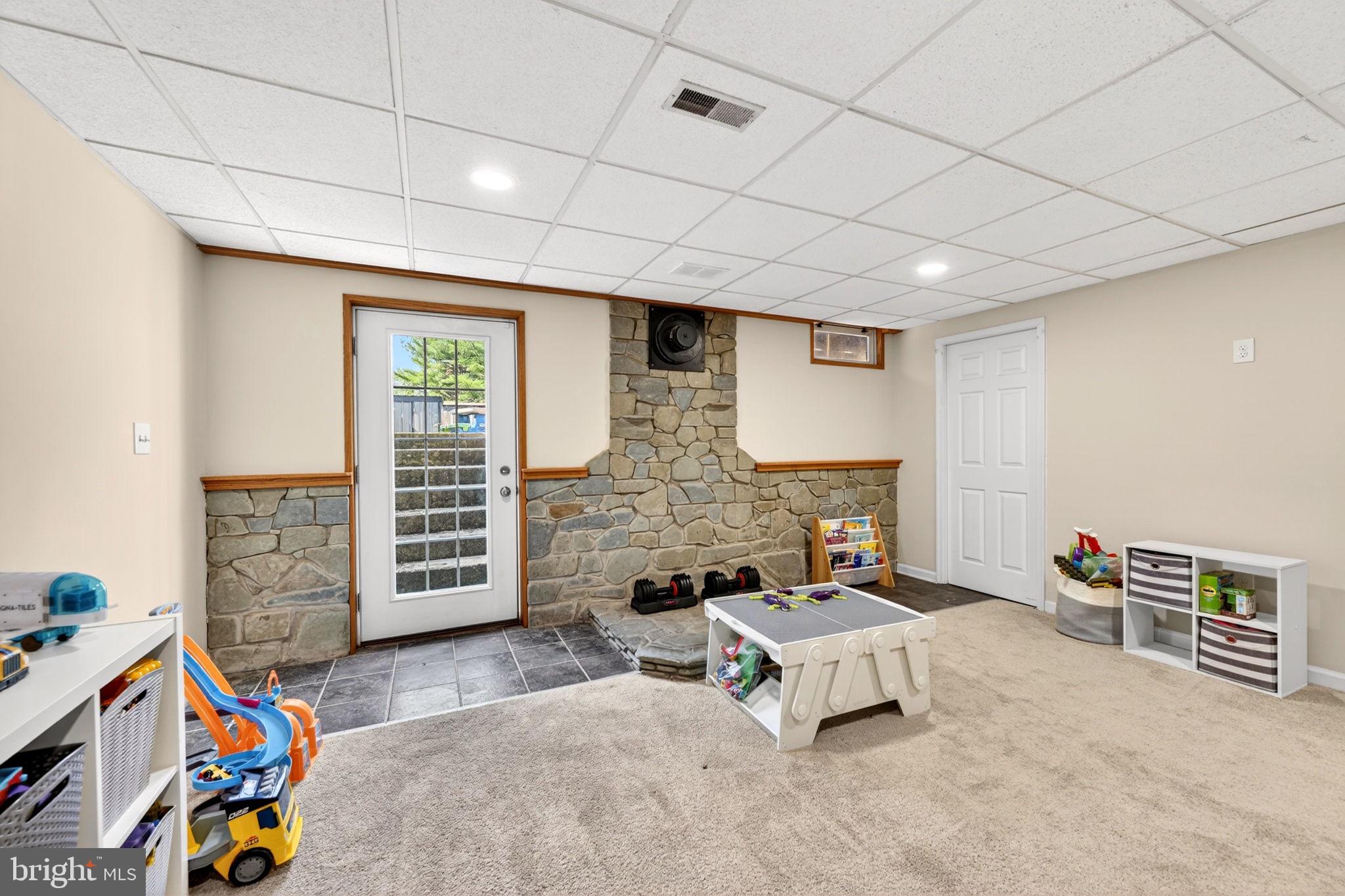 BELLE MANOR - Residential