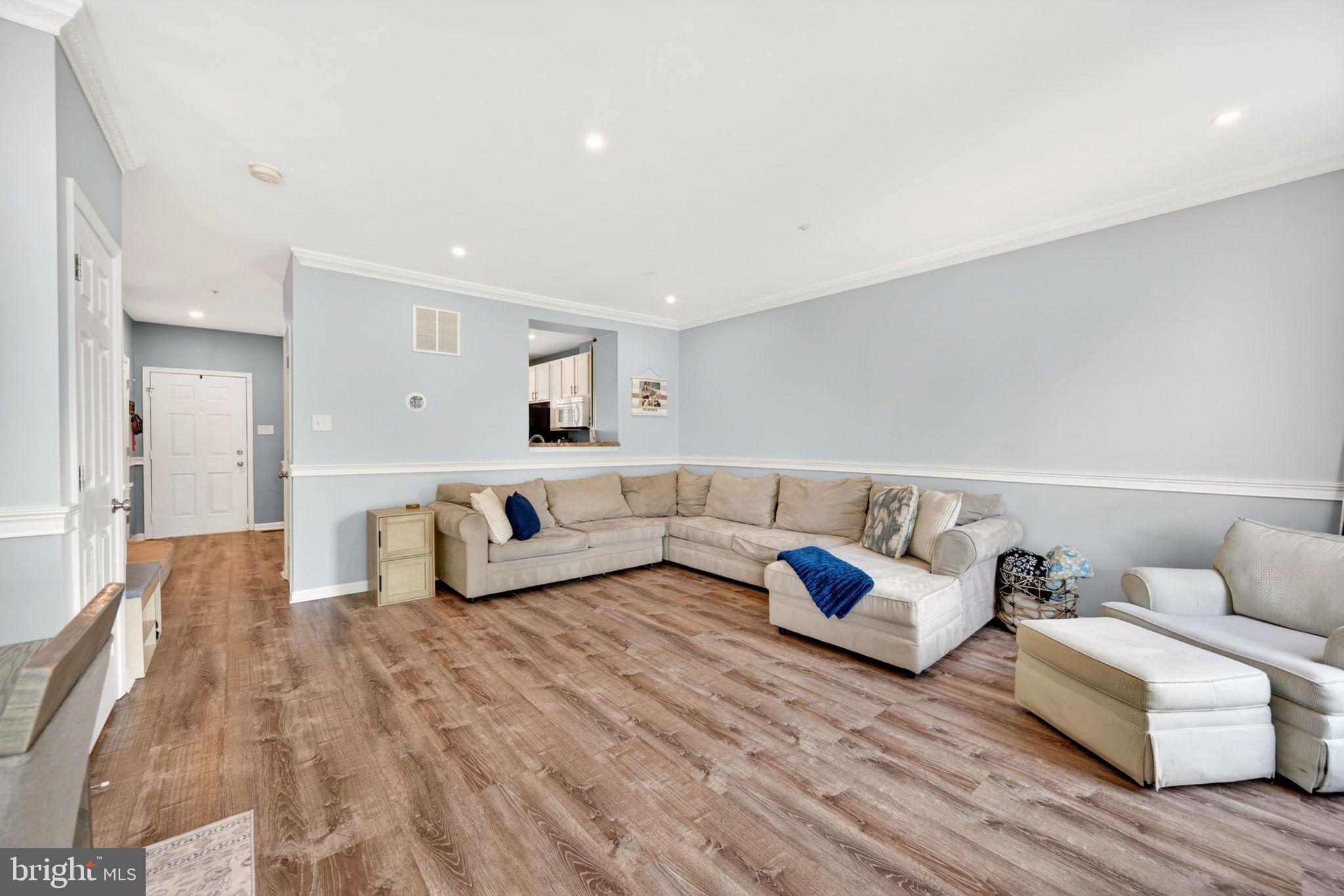 BELLE MANOR - Residential