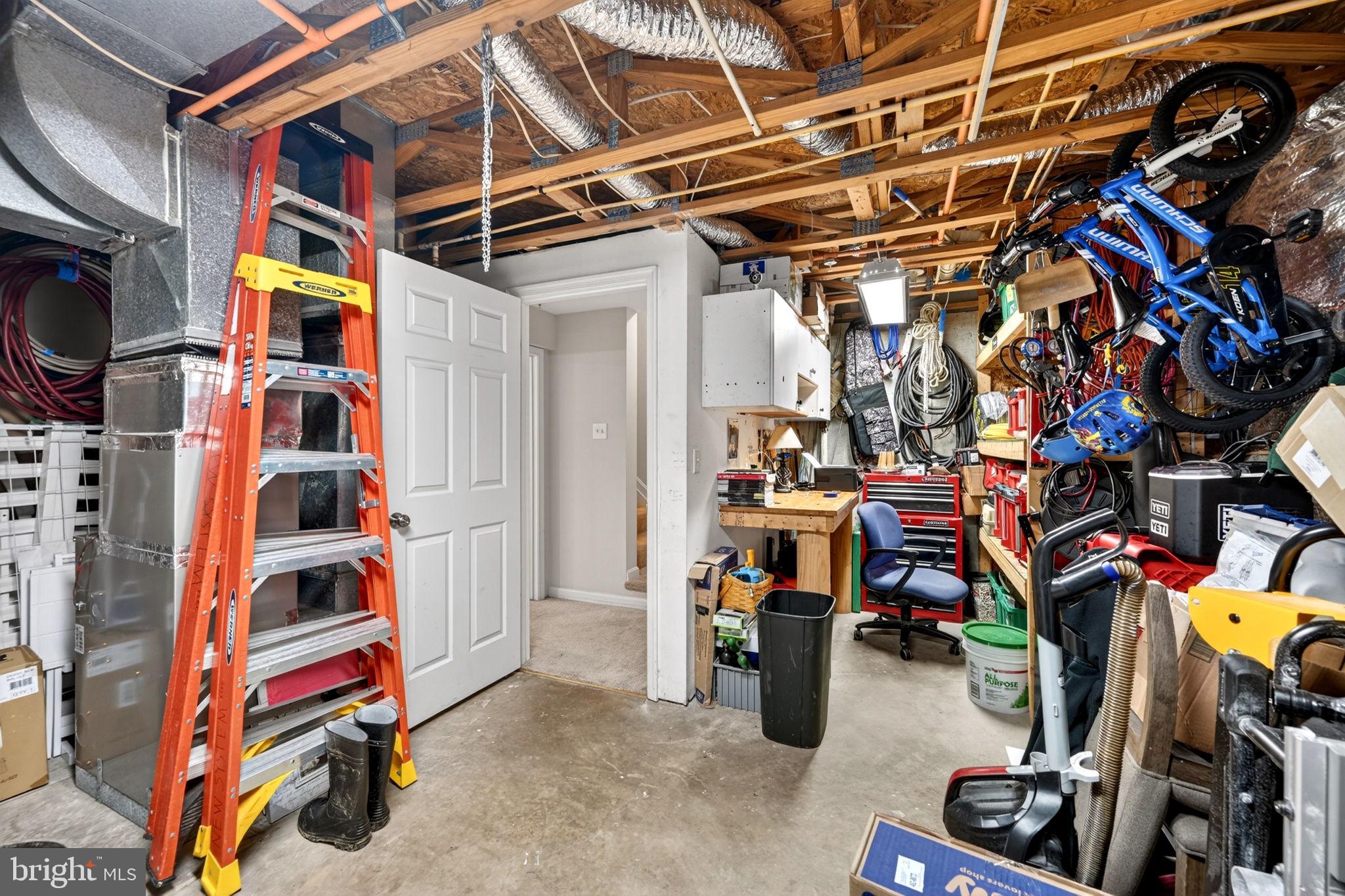 BELLE MANOR - Residential