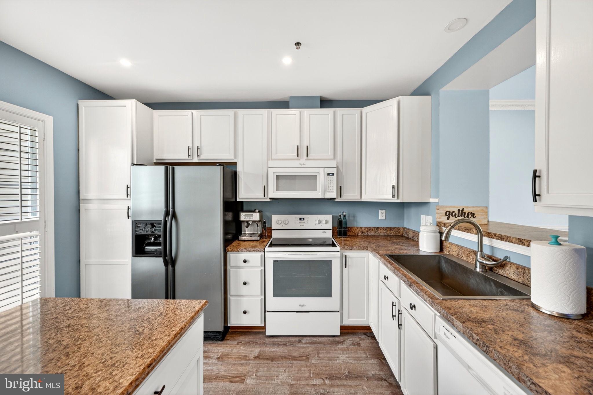 BELLE MANOR - Residential