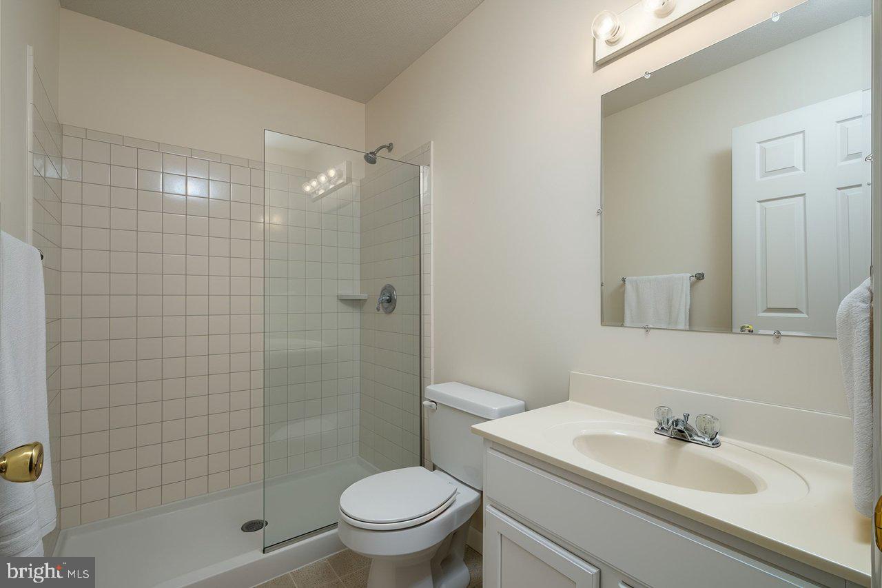 LONE PINE VILLAGE - Residential