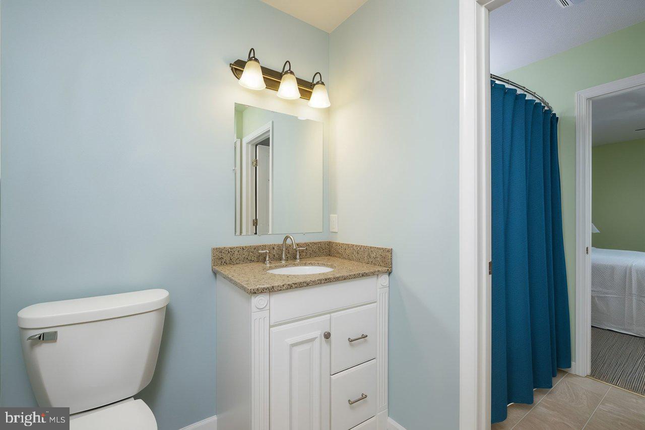 LONE PINE VILLAGE - Residential