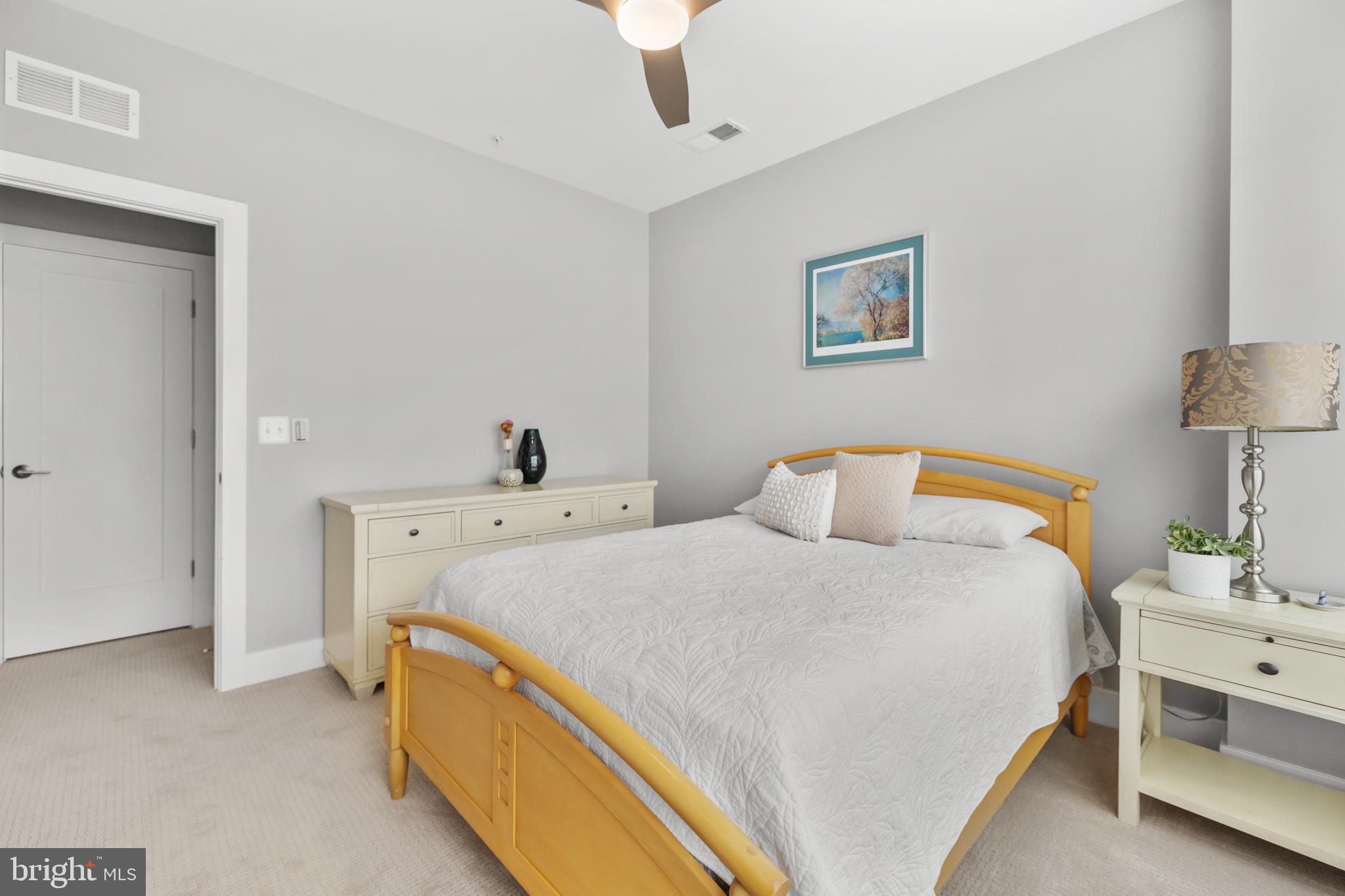 RESTON STATION - Residential