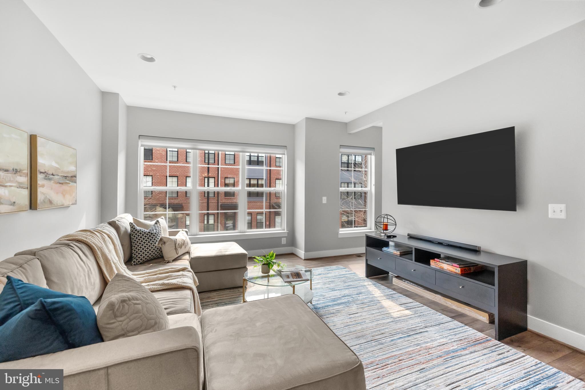 RESTON STATION - Residential