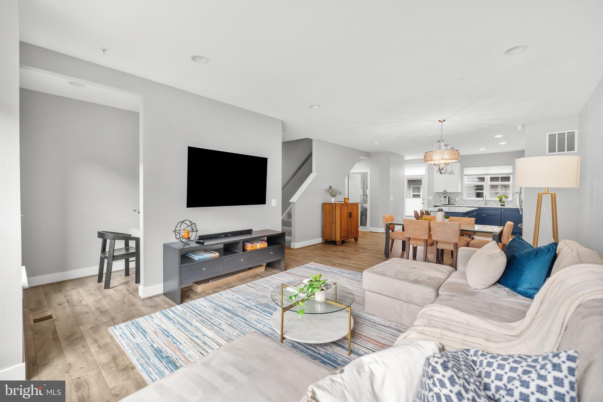 RESTON STATION - Residential