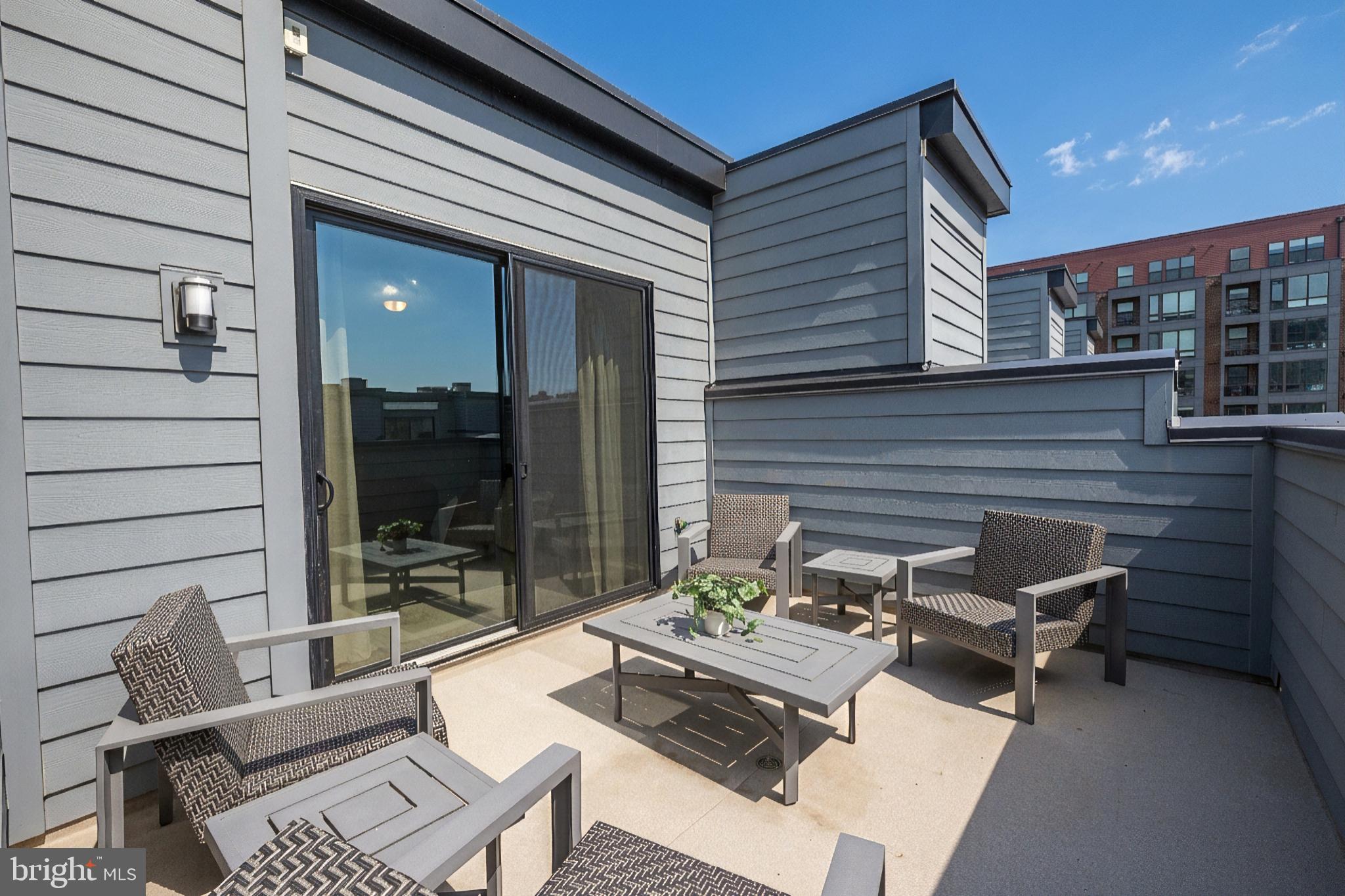 RESTON STATION - Residential