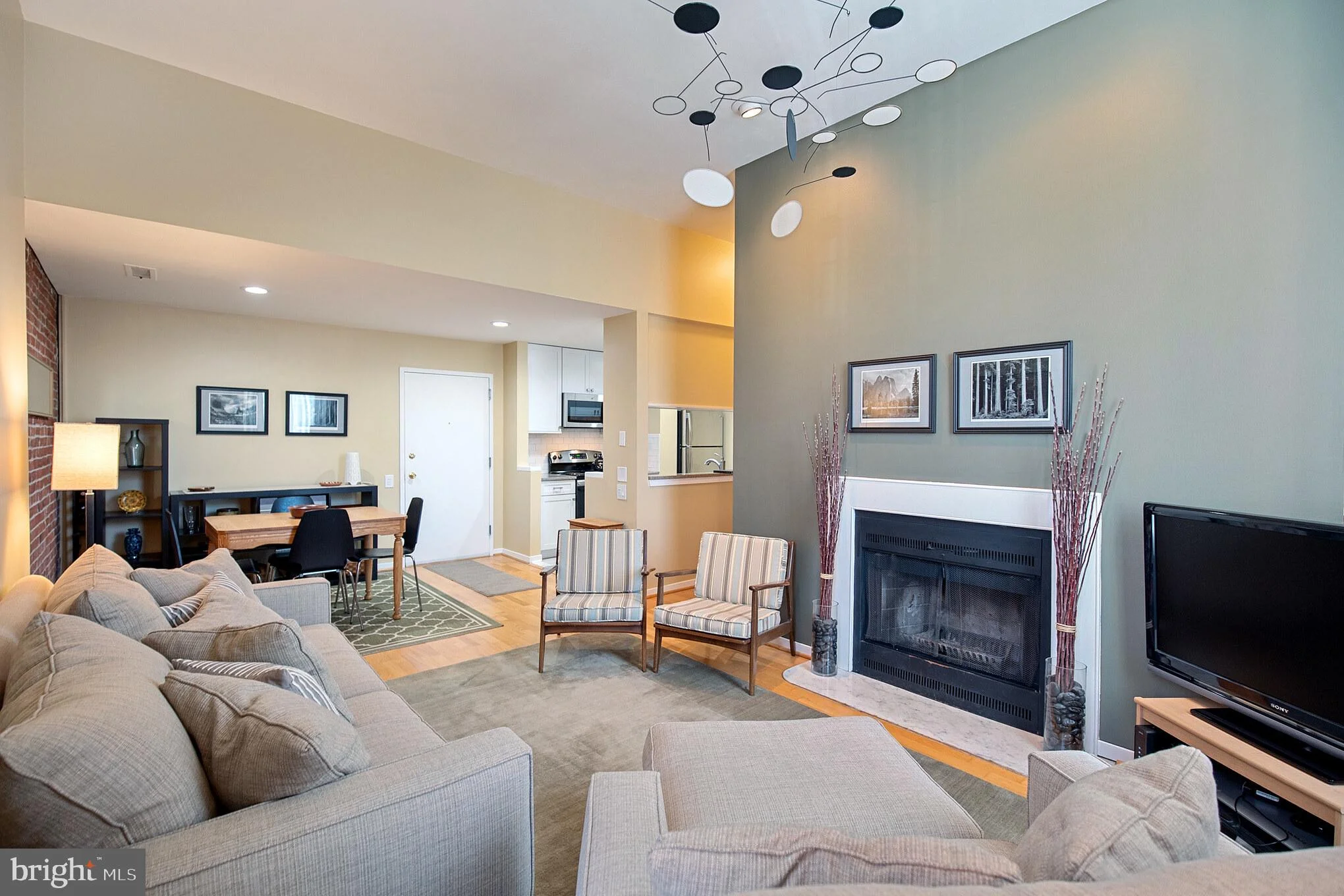 102 Church Street Unit 205, Philadelphia, PA 19106