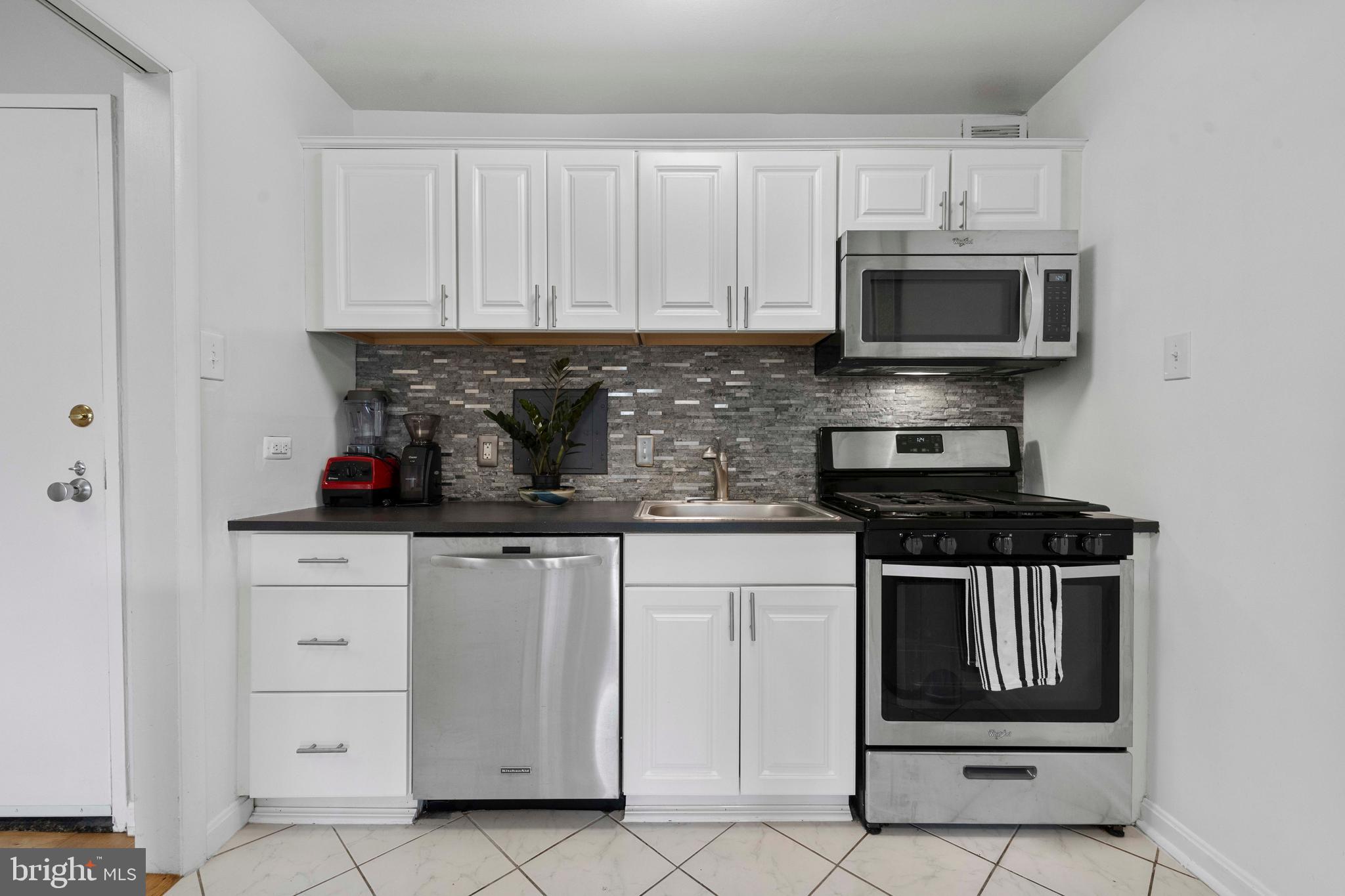 THE CHATHAM - Residential