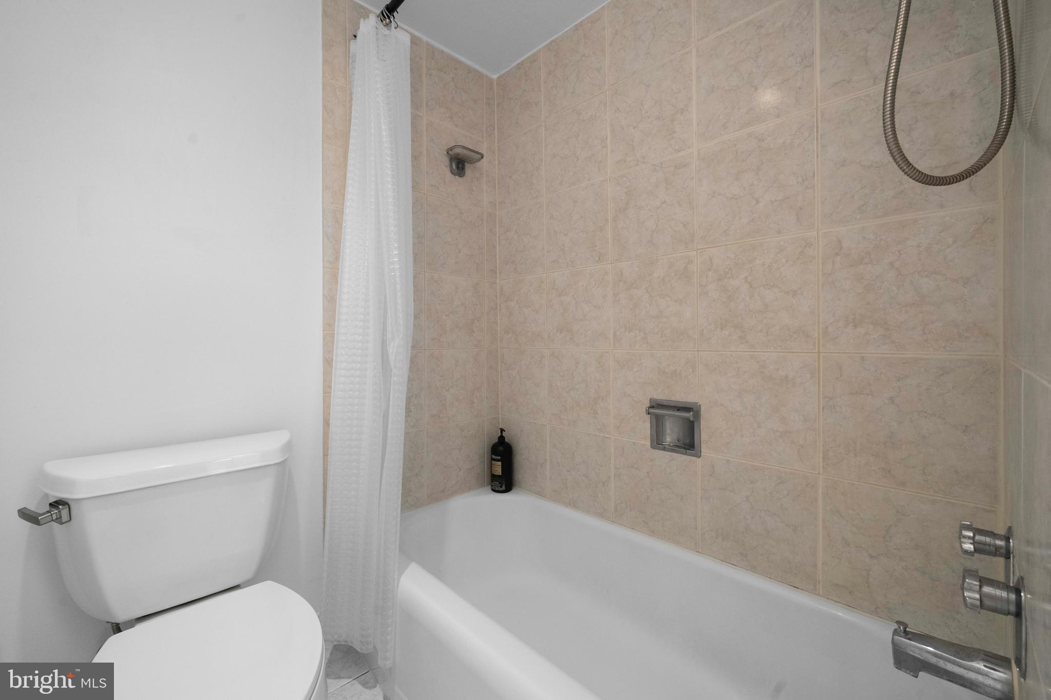 THE CHATHAM - Residential