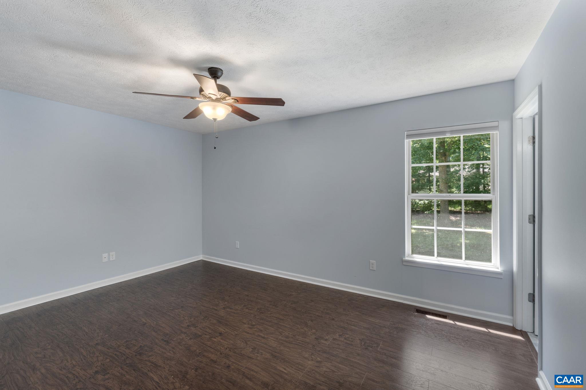 LAKE MONTICELLO - Residential