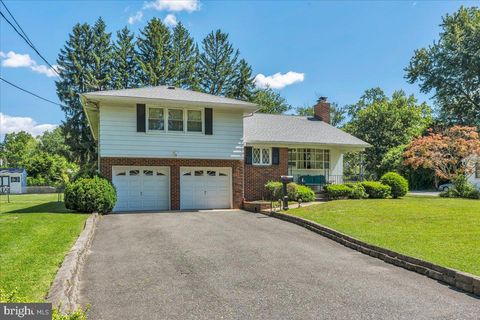 Homes For Sale - 232 Emerson Street<br/> WOODBURY, NJ 08096