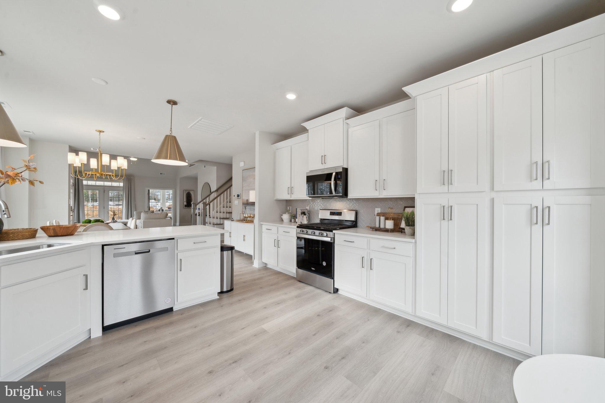 FORD'S COLONY - Residential